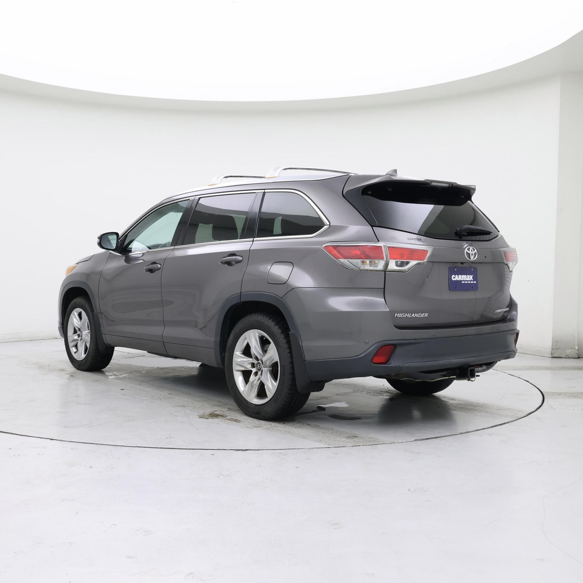 Thumbnail: 2016 Toyota Highlander - 2