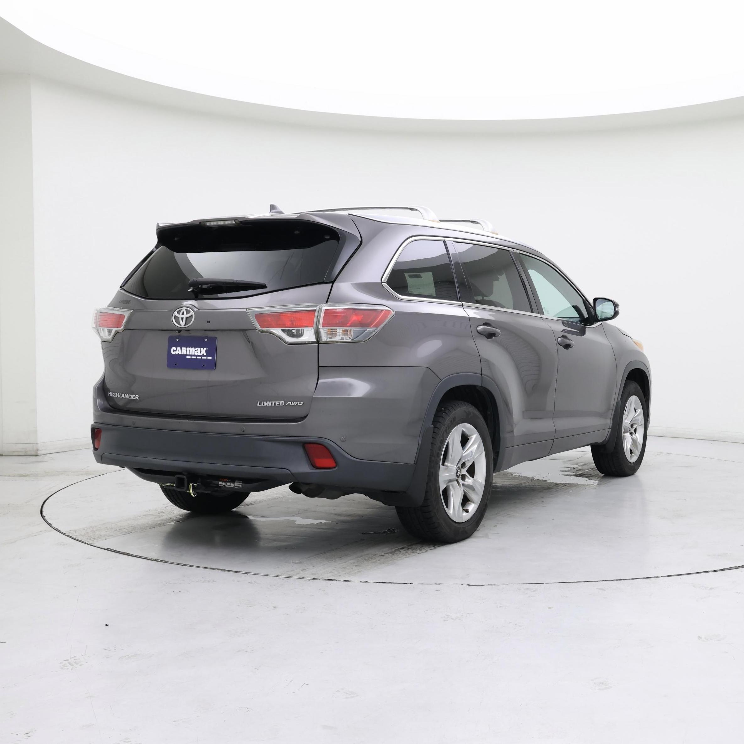 Thumbnail: 2016 Toyota Highlander - 8