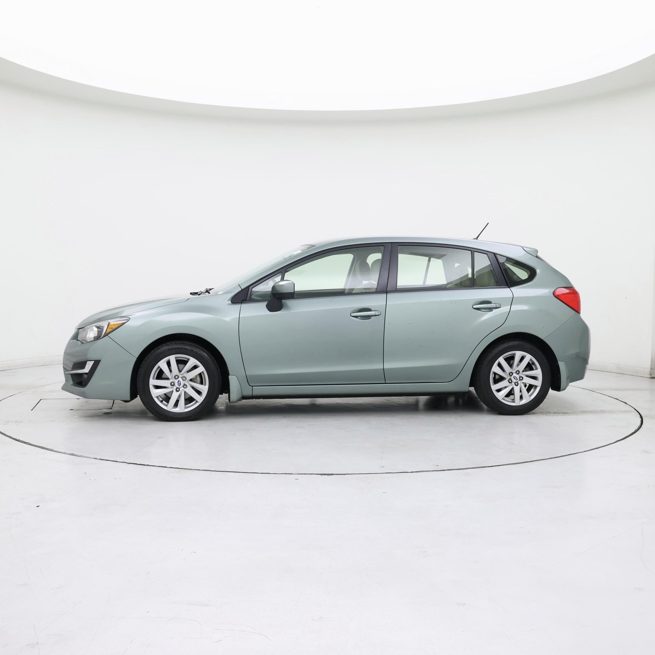 Thumbnail: 2016 Subaru Impreza - 3