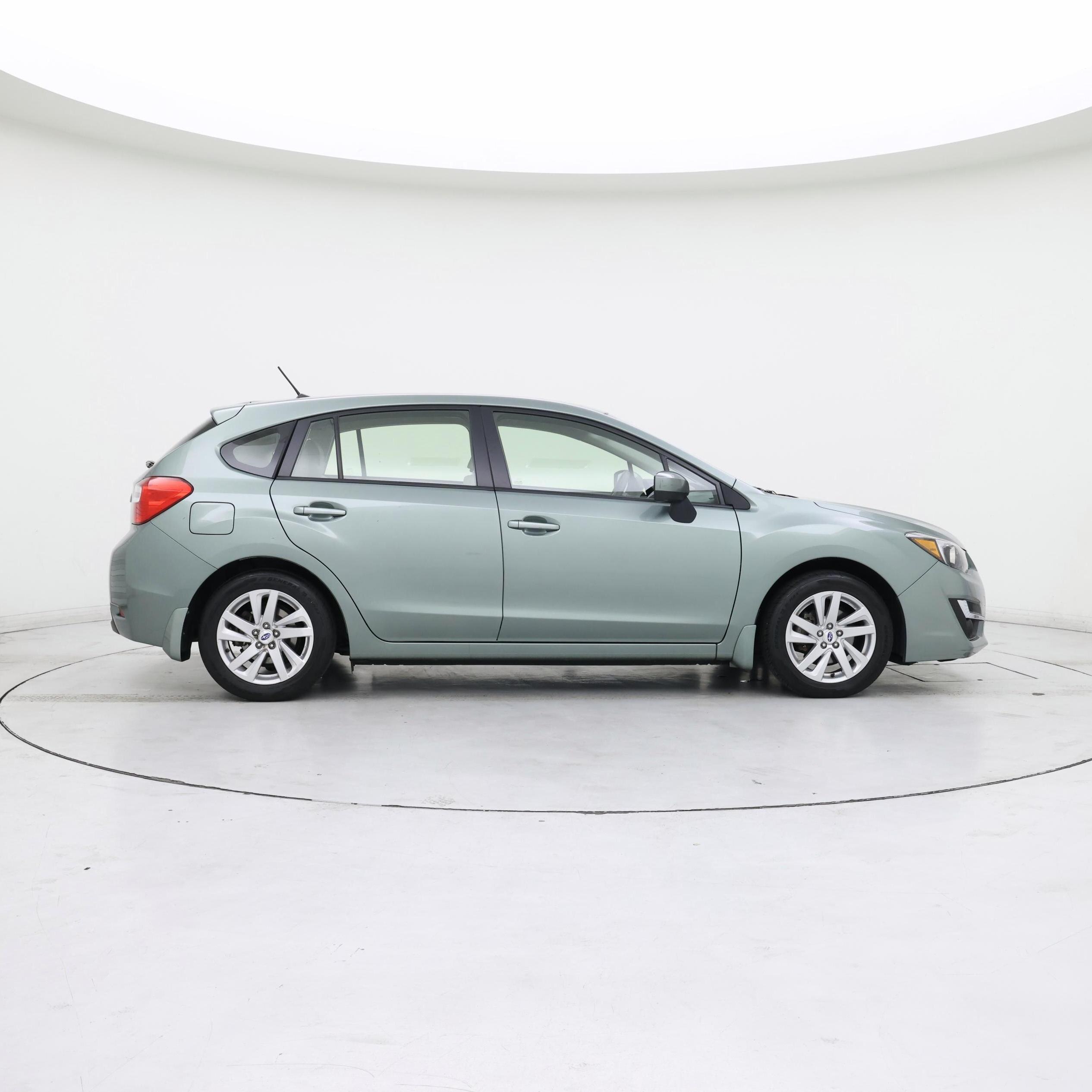 Thumbnail: 2016 Subaru Impreza - 7