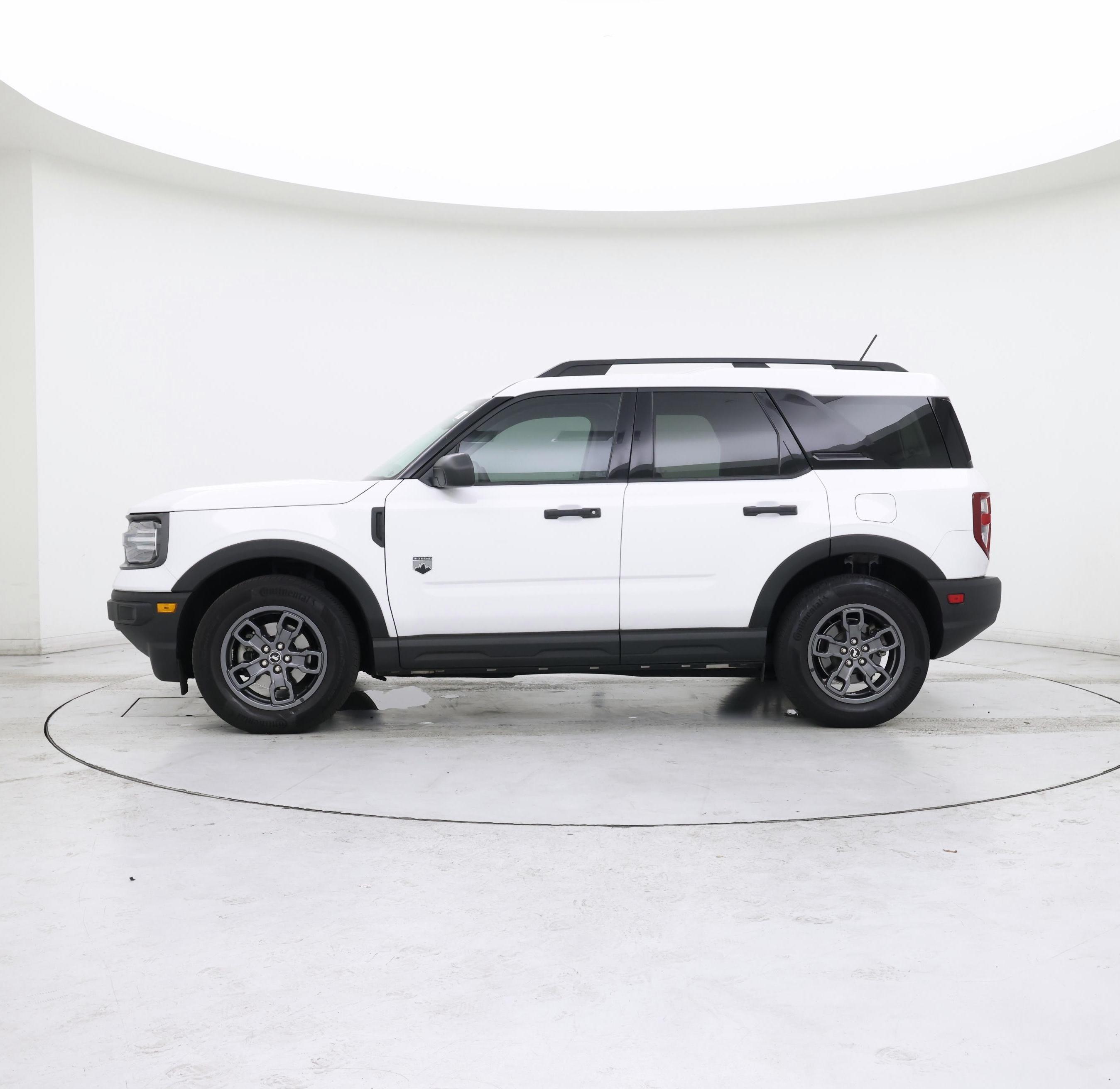 Thumbnail: 2022 Ford Bronco Sport - 3
