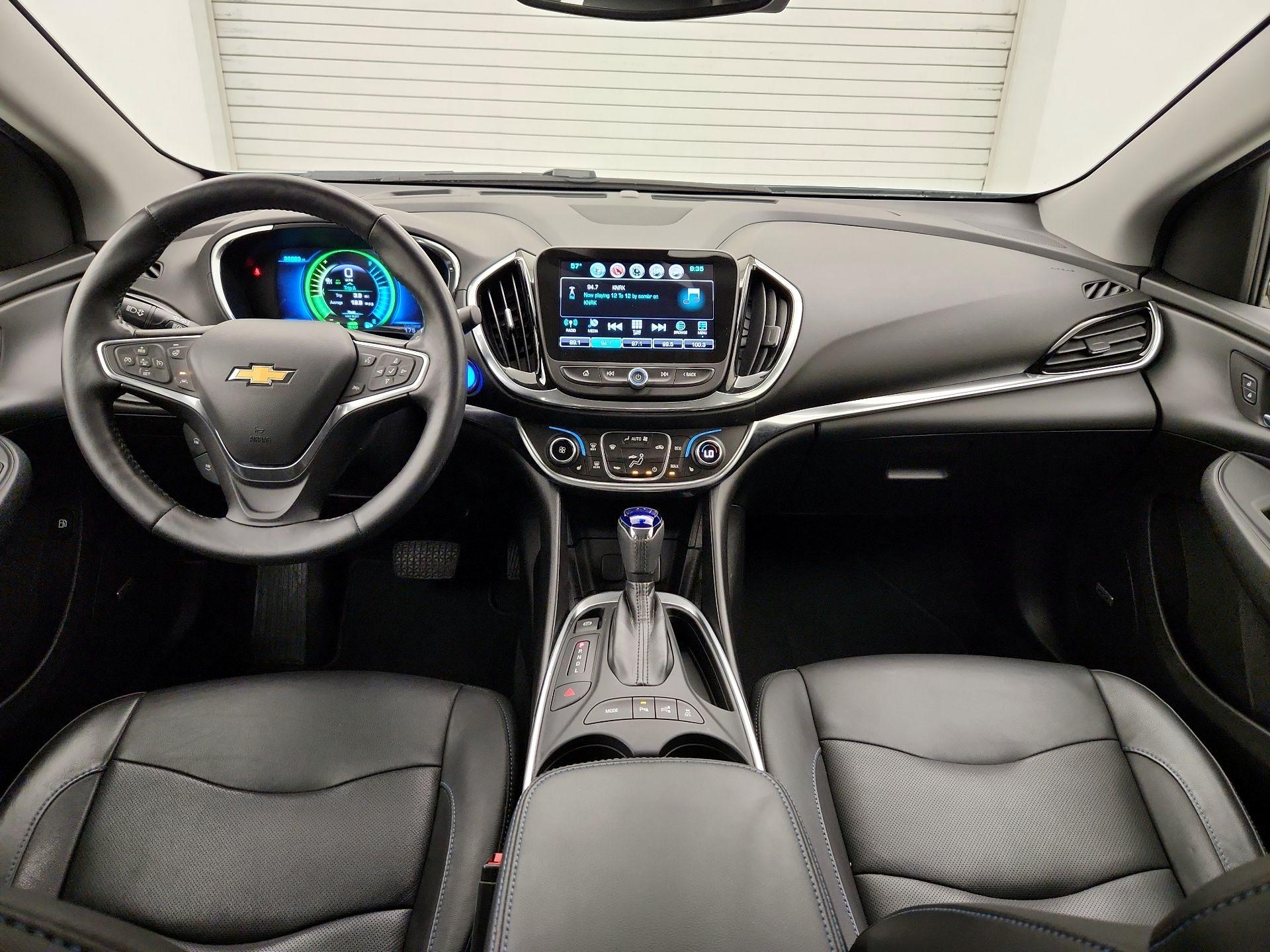 Thumbnail: 2018 Chevrolet Volt - 9