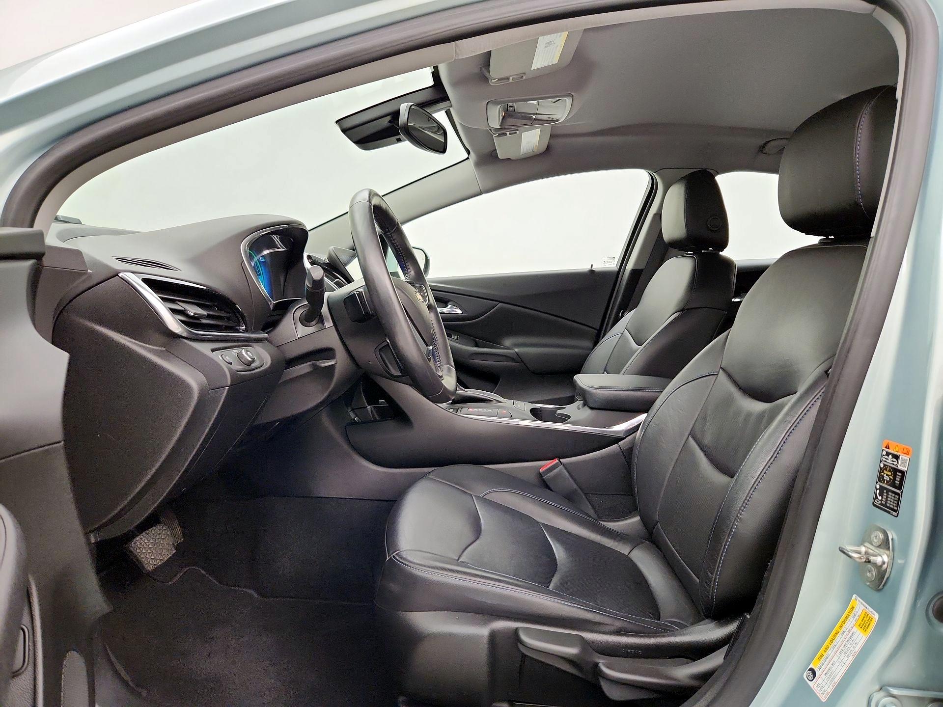 Thumbnail: 2018 Chevrolet Volt - 11