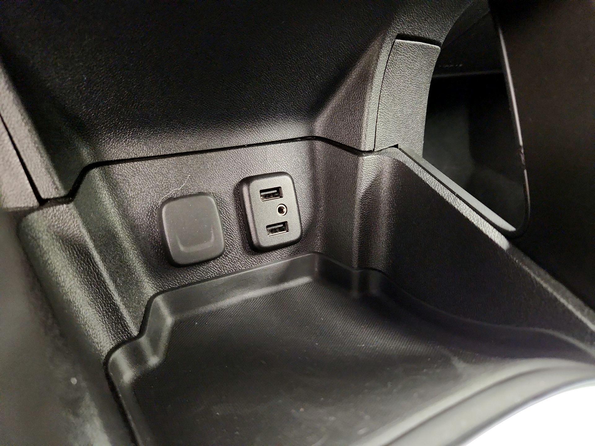 Thumbnail: 2018 Chevrolet Volt - 19