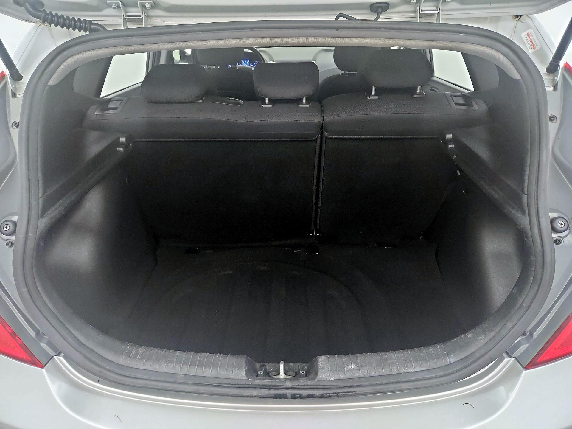 Thumbnail: 2014 Hyundai Accent - 19
