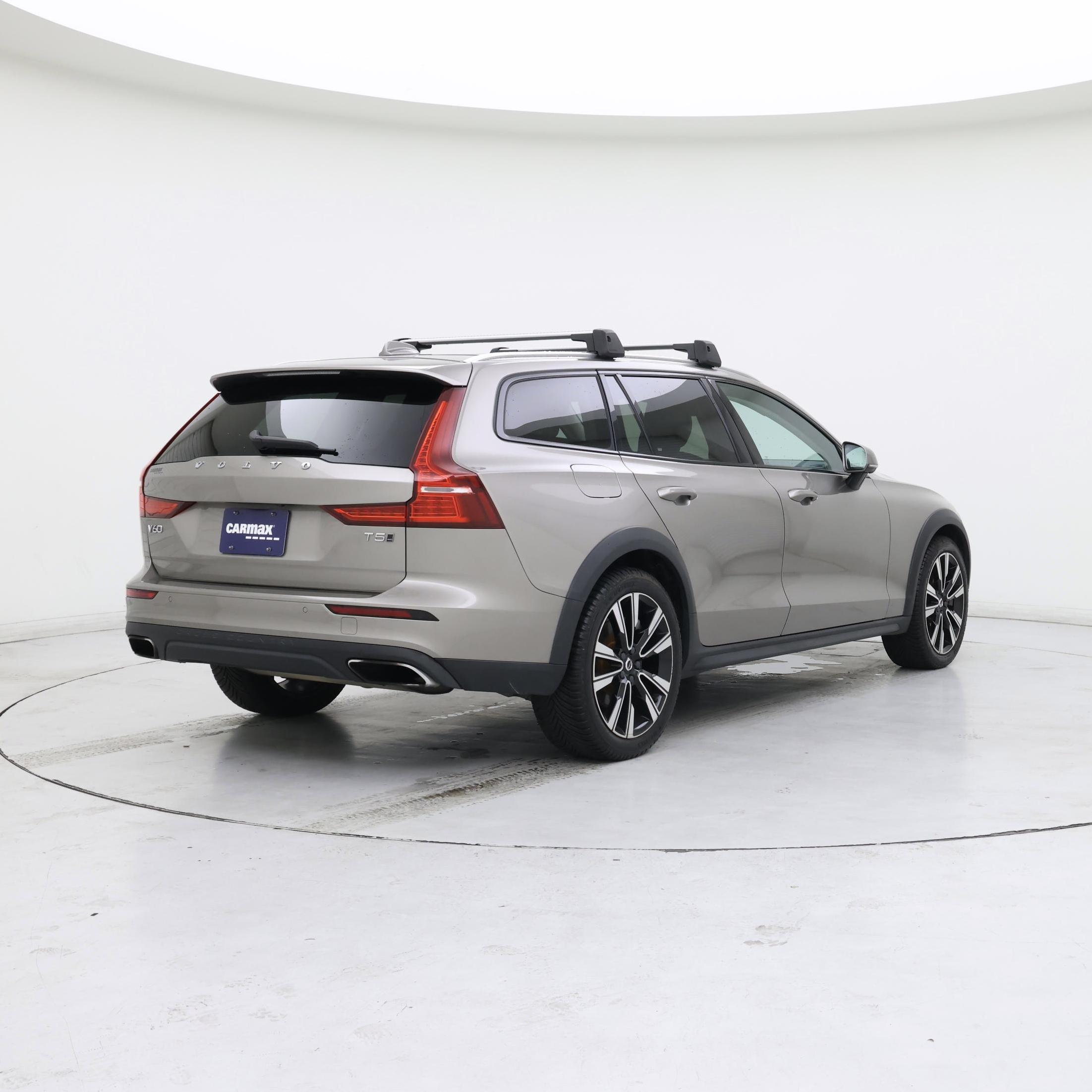 Thumbnail: 2020 Volvo S60 - 8