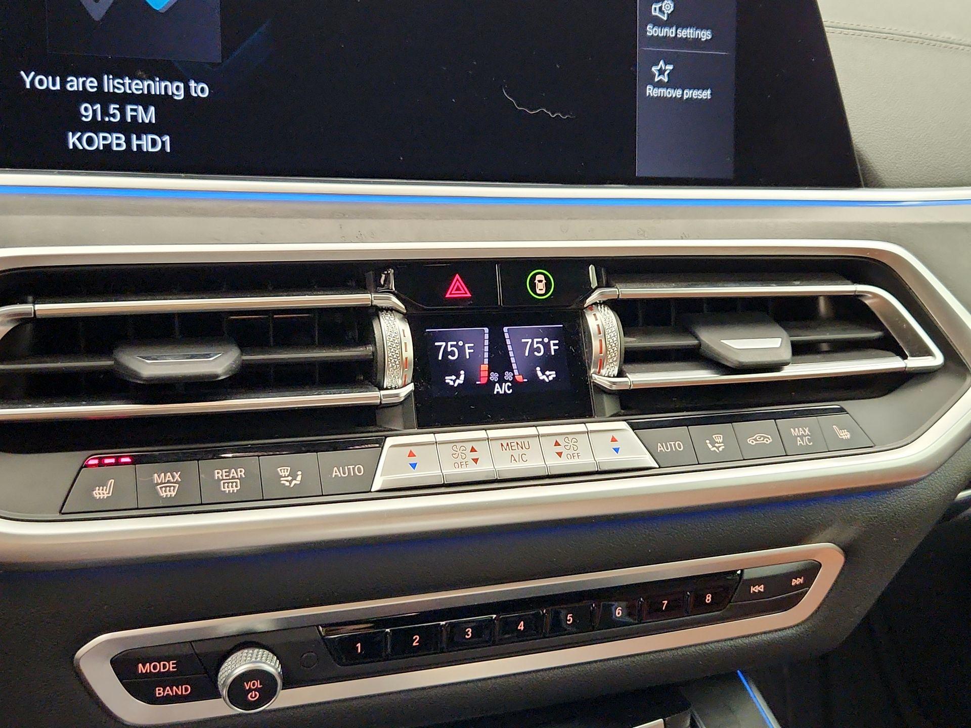Thumbnail: 2022 BMW X5 - 17