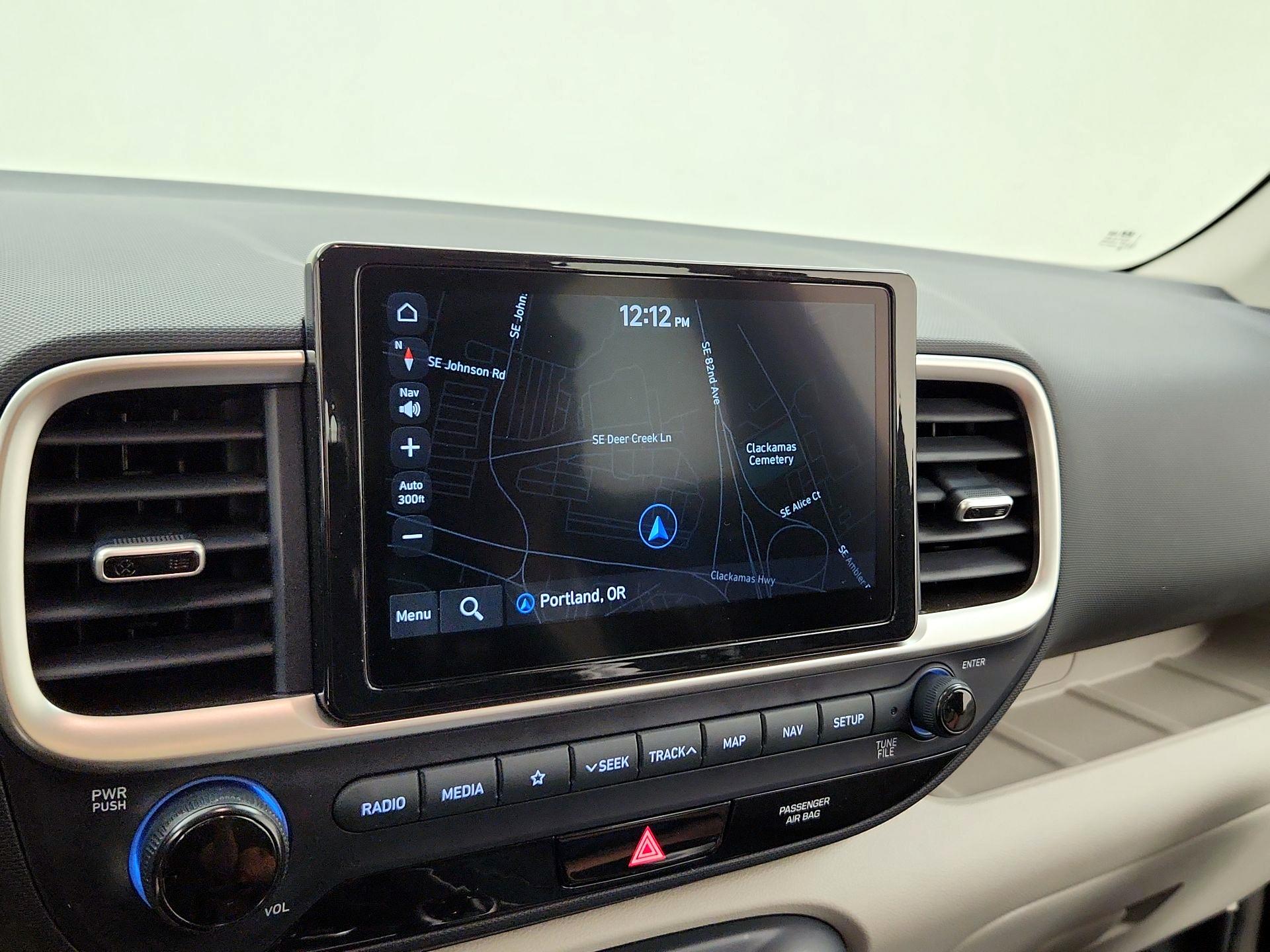 Thumbnail: 2022 Hyundai Venue - 14