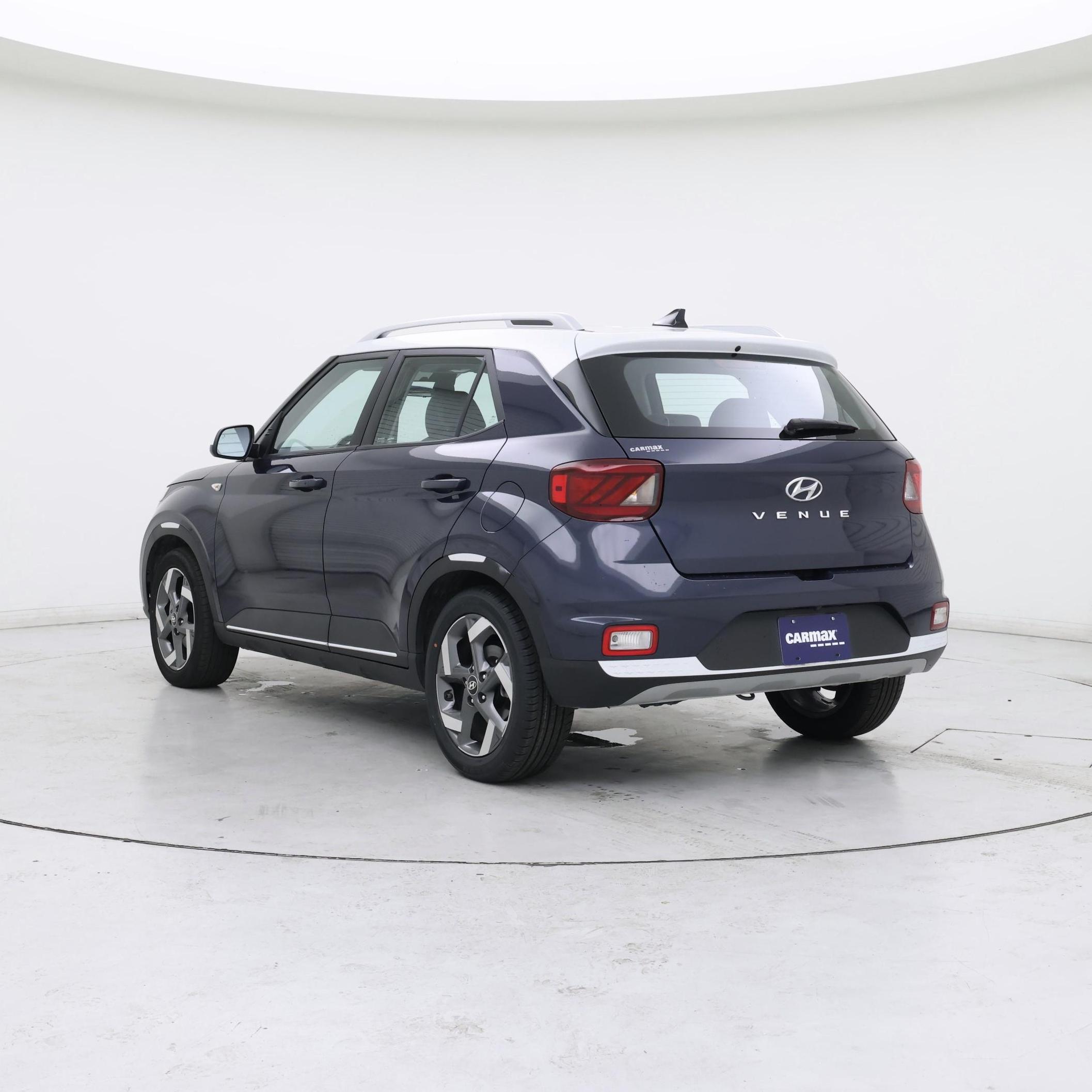 Thumbnail: 2022 Hyundai Venue - 2