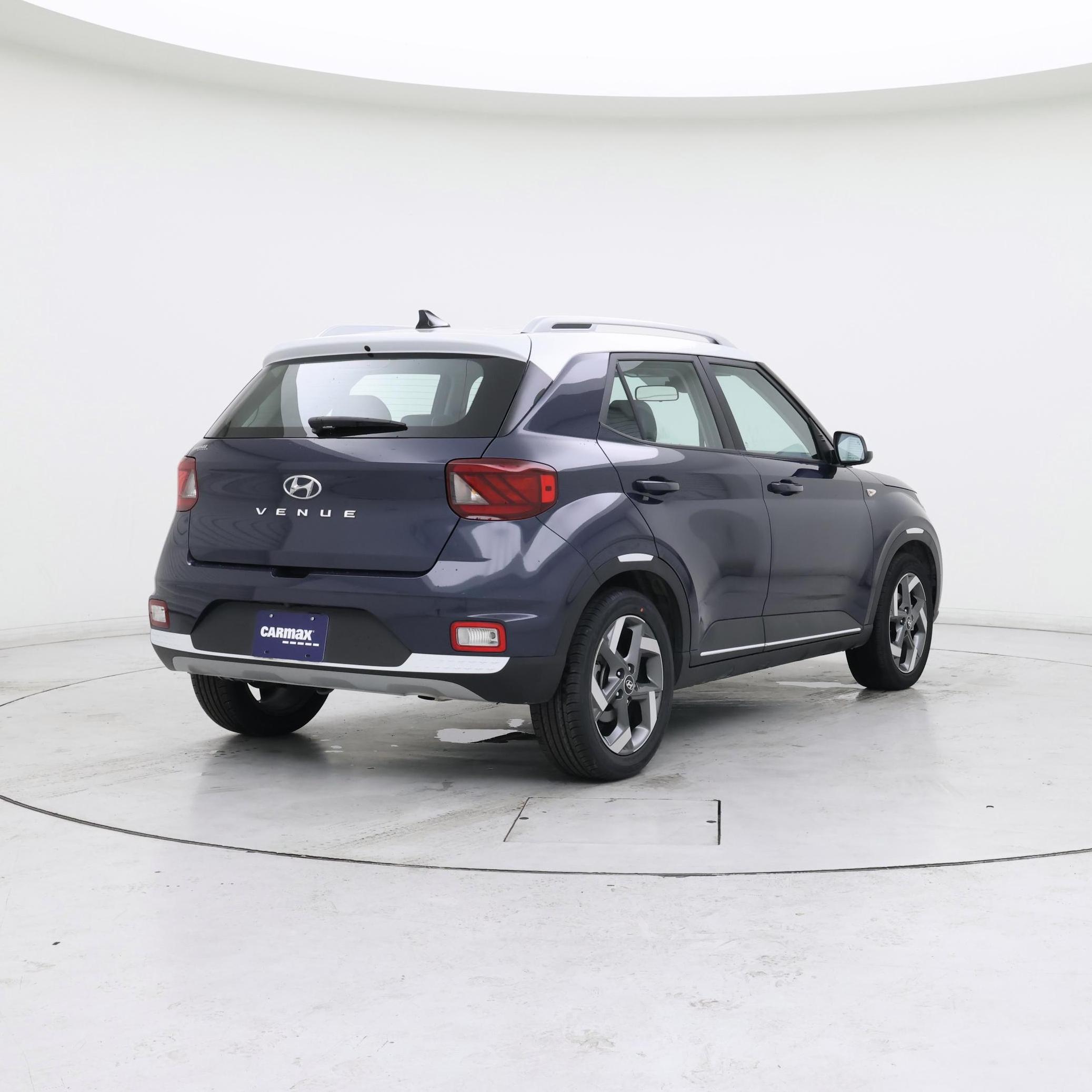 Thumbnail: 2022 Hyundai Venue - 8