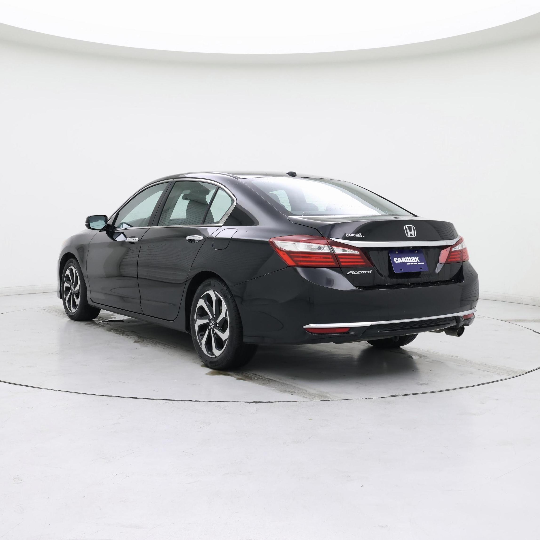 Thumbnail: 2017 Honda Accord - 2