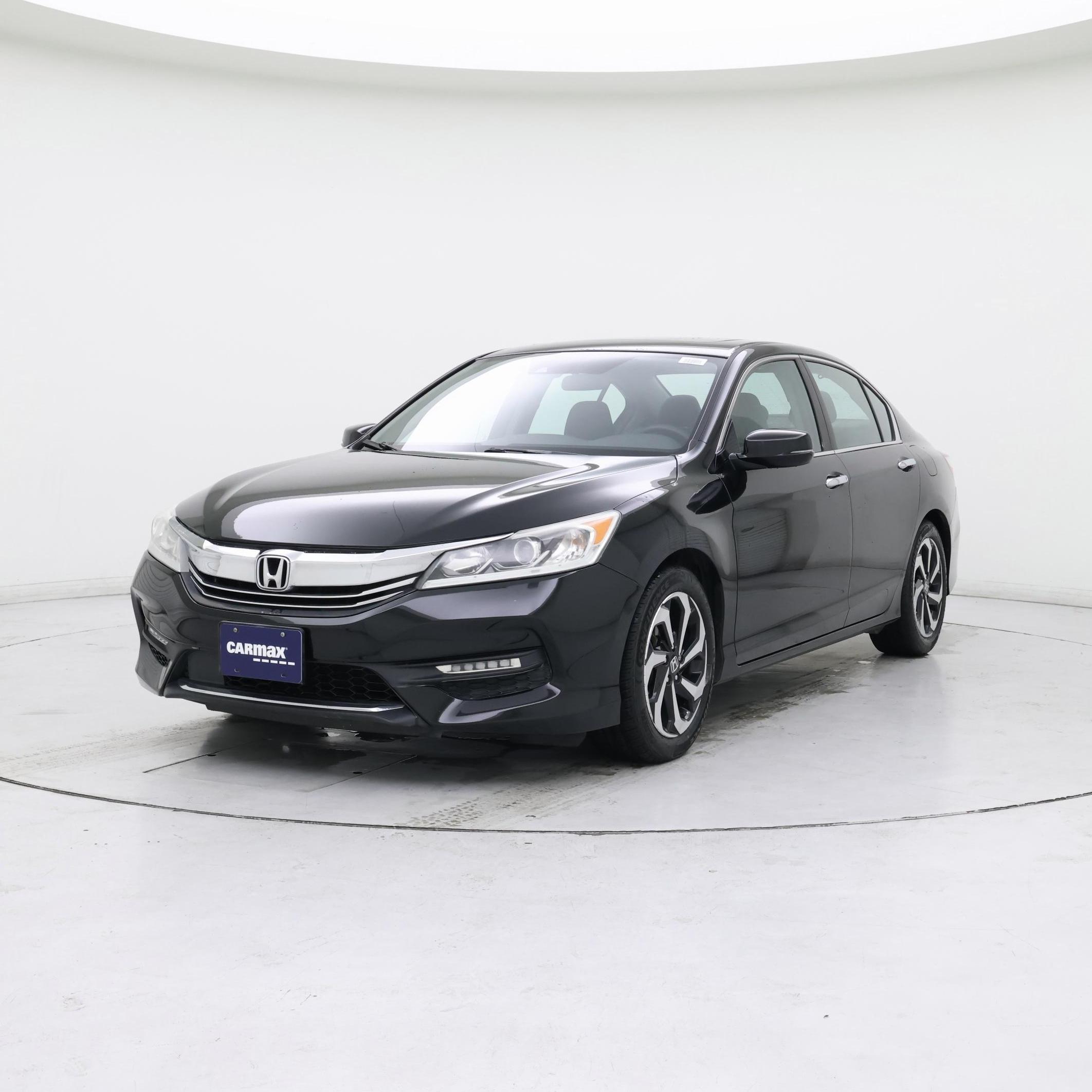 Thumbnail: 2017 Honda Accord - 4
