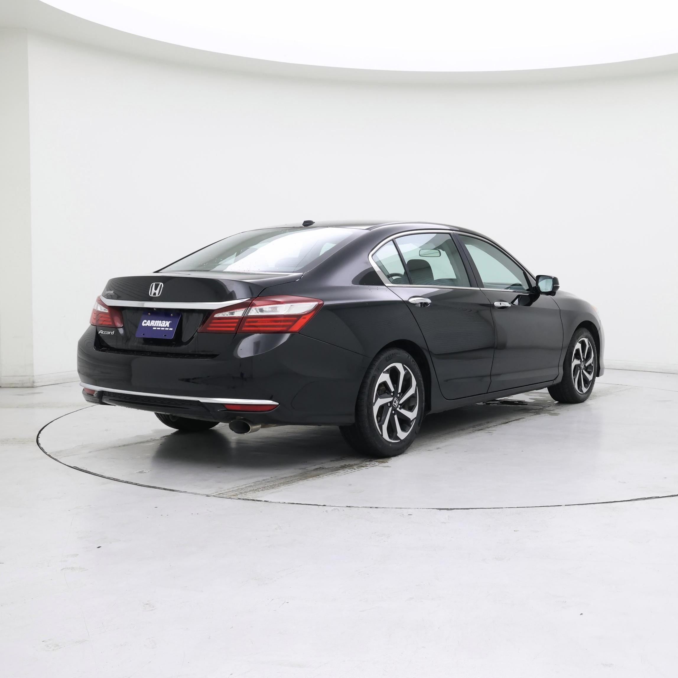 Thumbnail: 2017 Honda Accord - 8