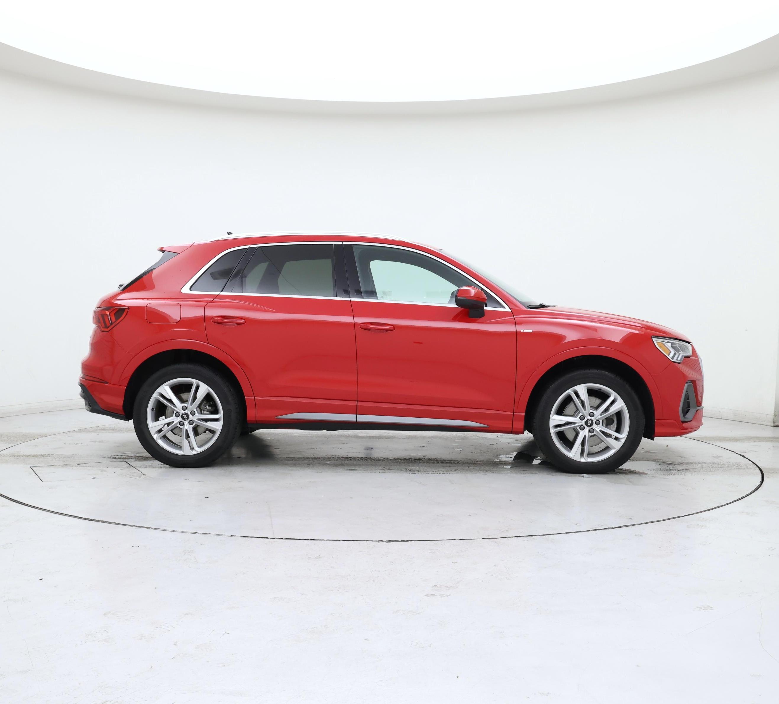Thumbnail: 2022 Audi Q3 - 7