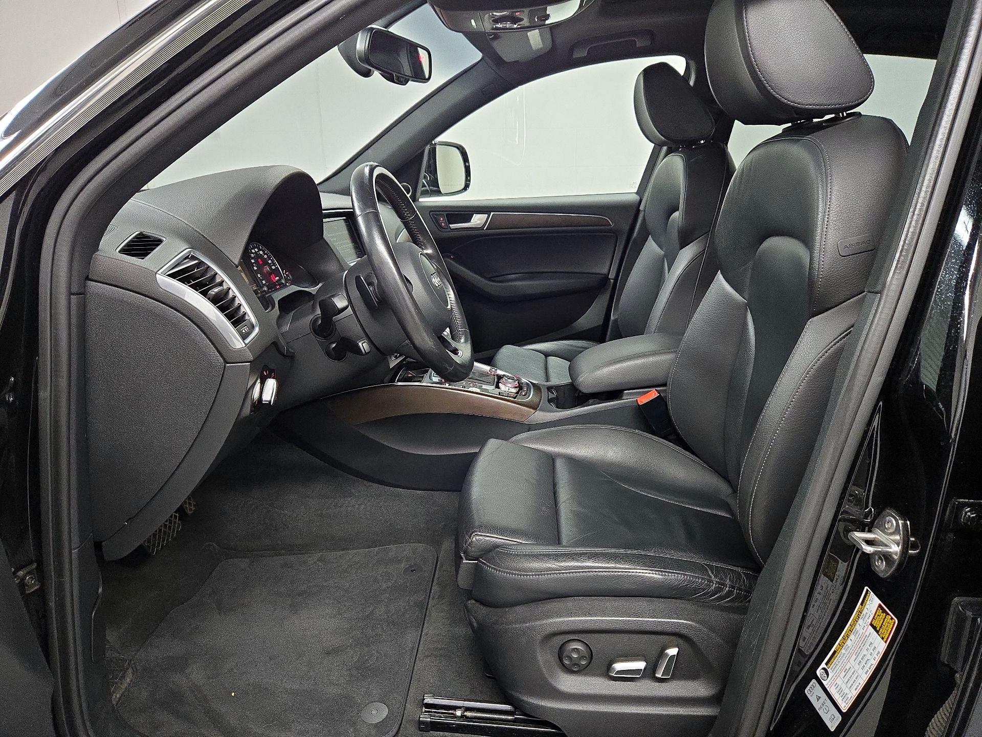 Thumbnail: 2016 Audi Q5 - 11