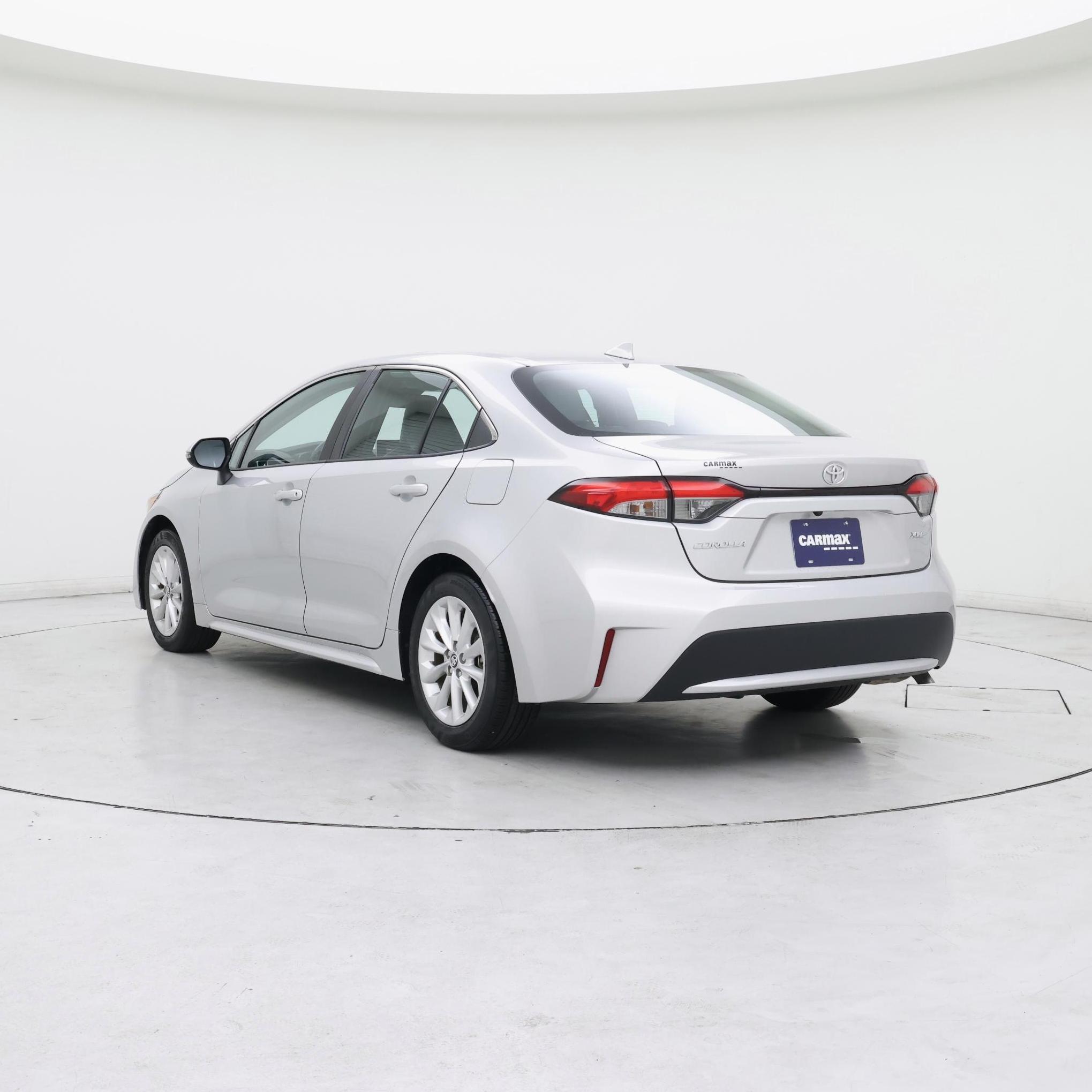 Thumbnail: 2021 Toyota Corolla - 2