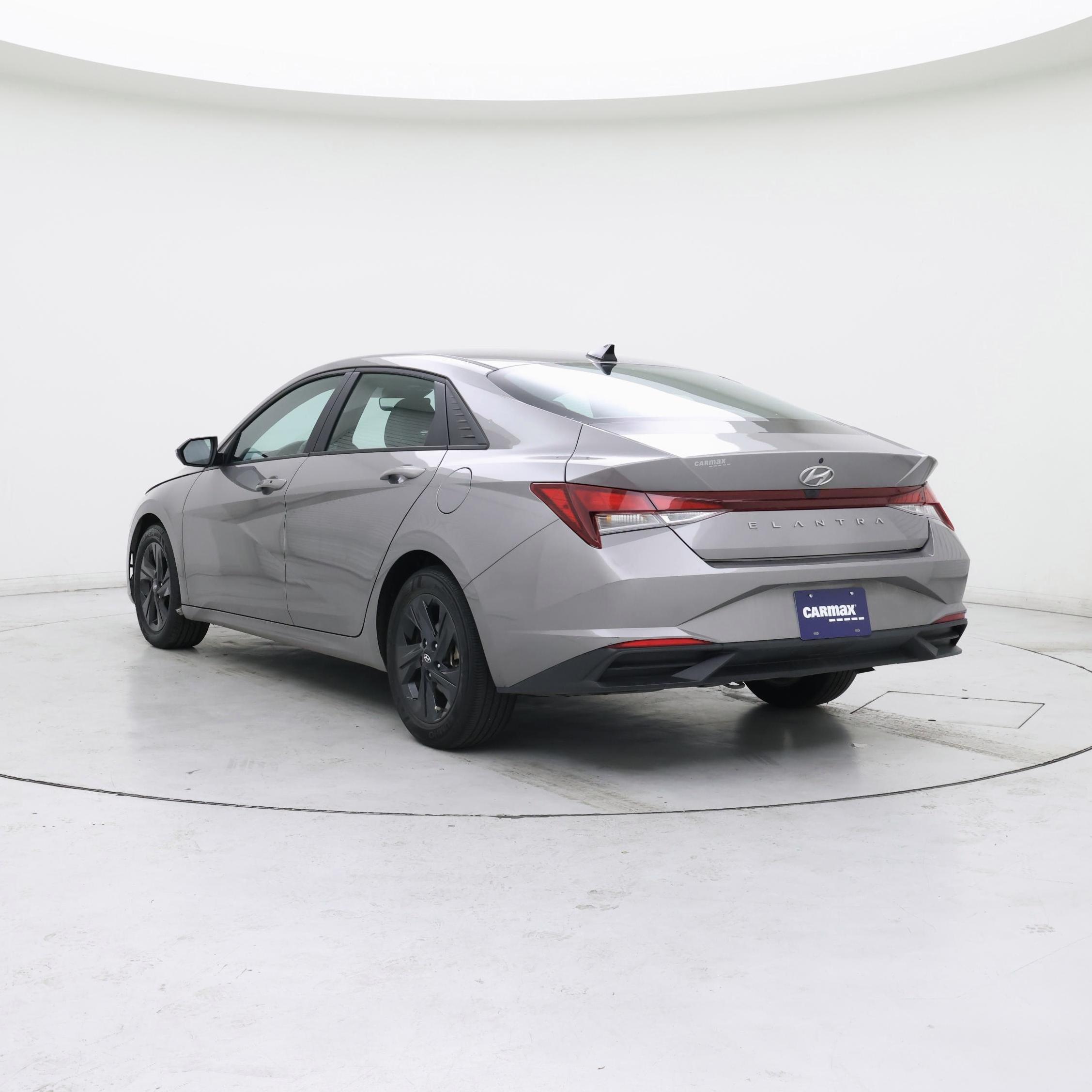 Thumbnail: 2023 Hyundai Elantra - 2