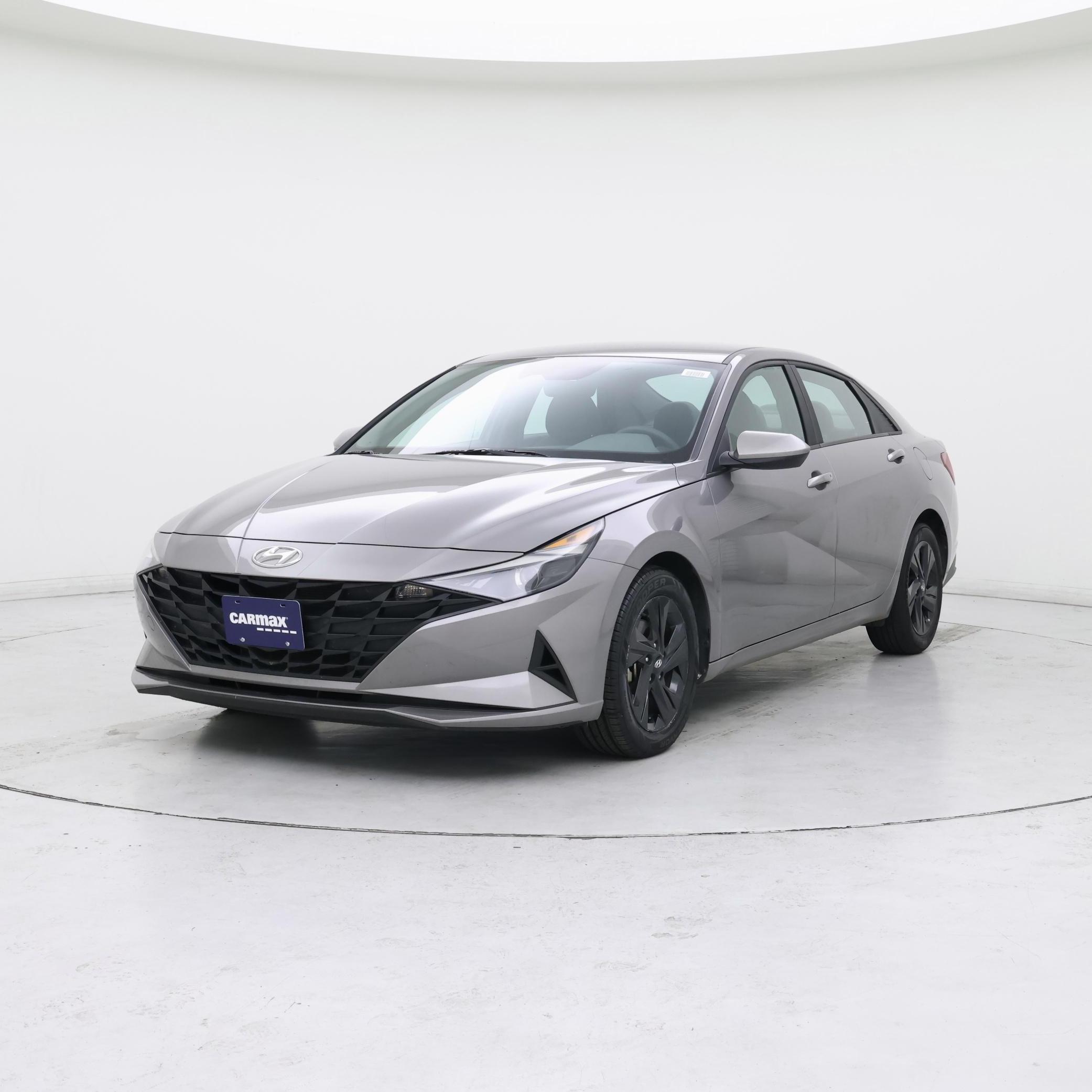 Thumbnail: 2023 Hyundai Elantra - 4