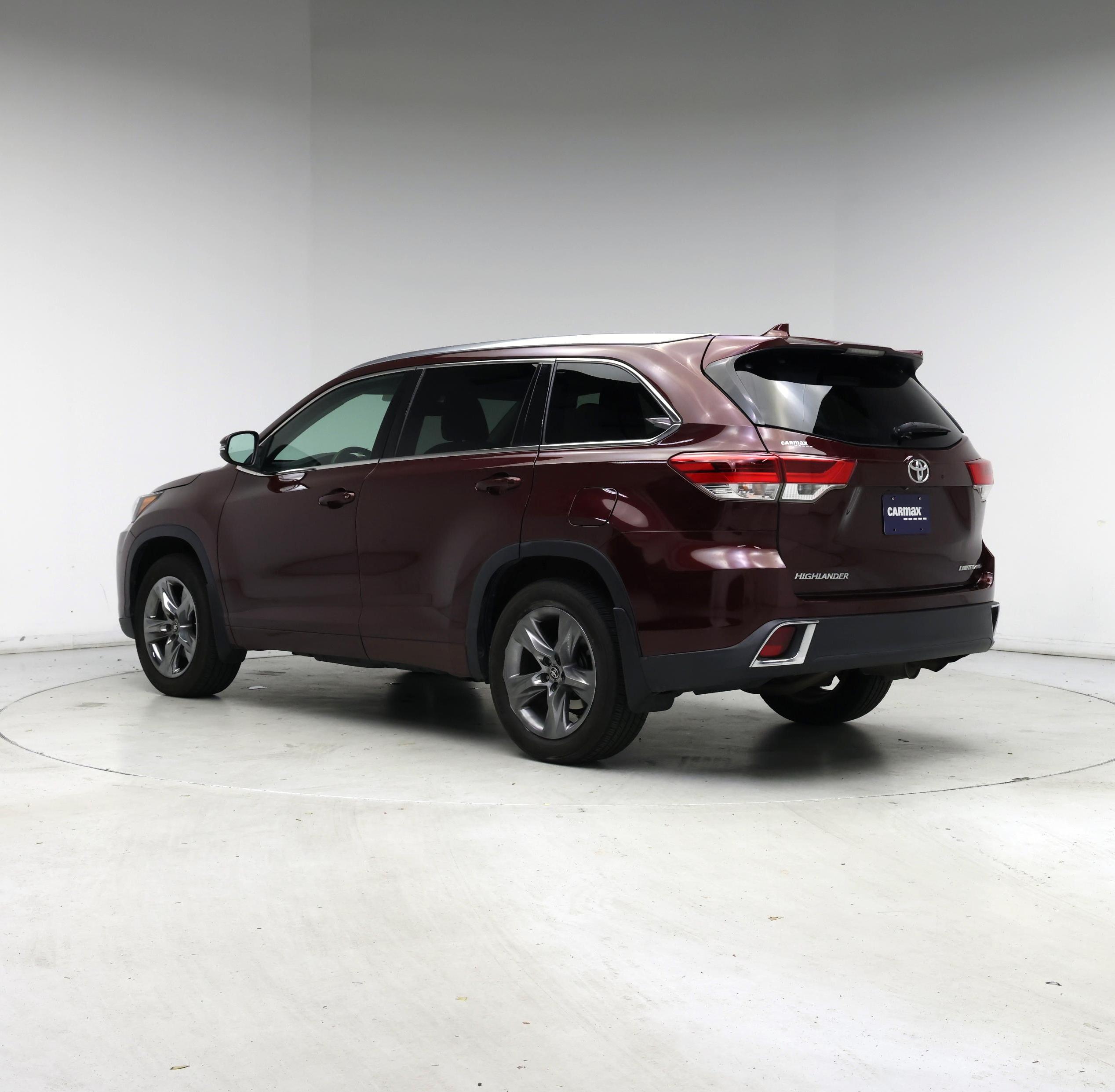 Thumbnail: 2018 Toyota Highlander - 2