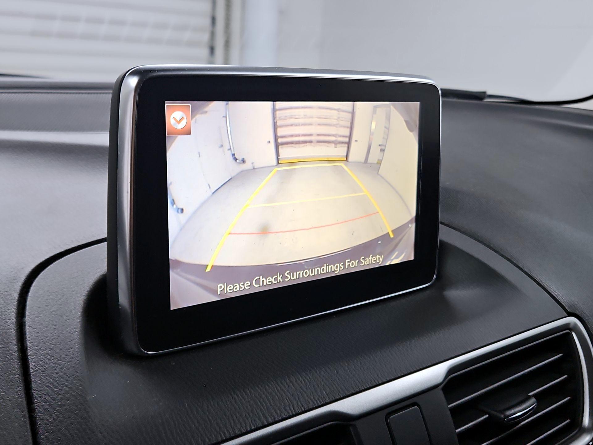 Thumbnail: 2016 Mazda Mazda3 - 14