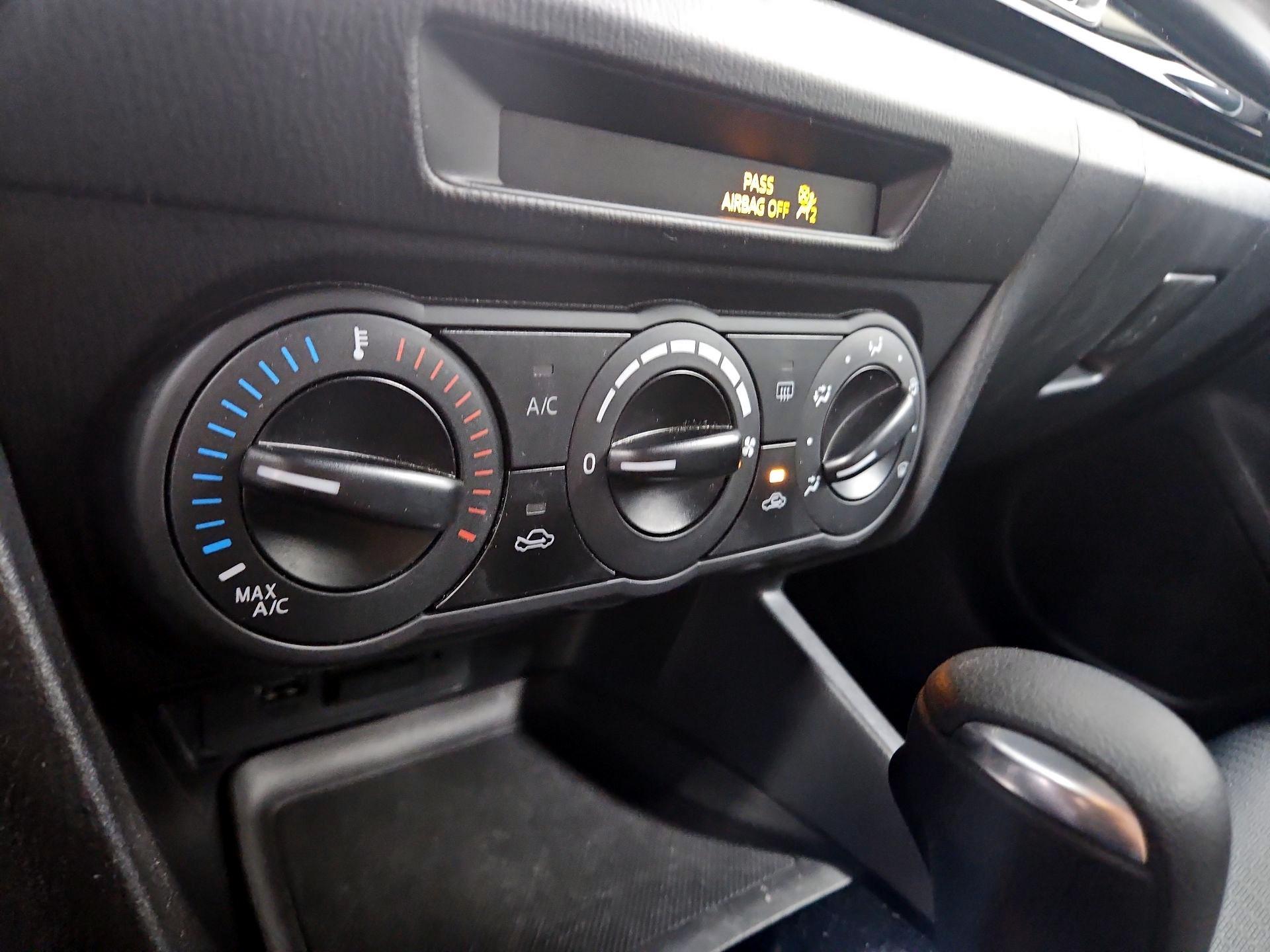 Thumbnail: 2016 Mazda Mazda3 - 16