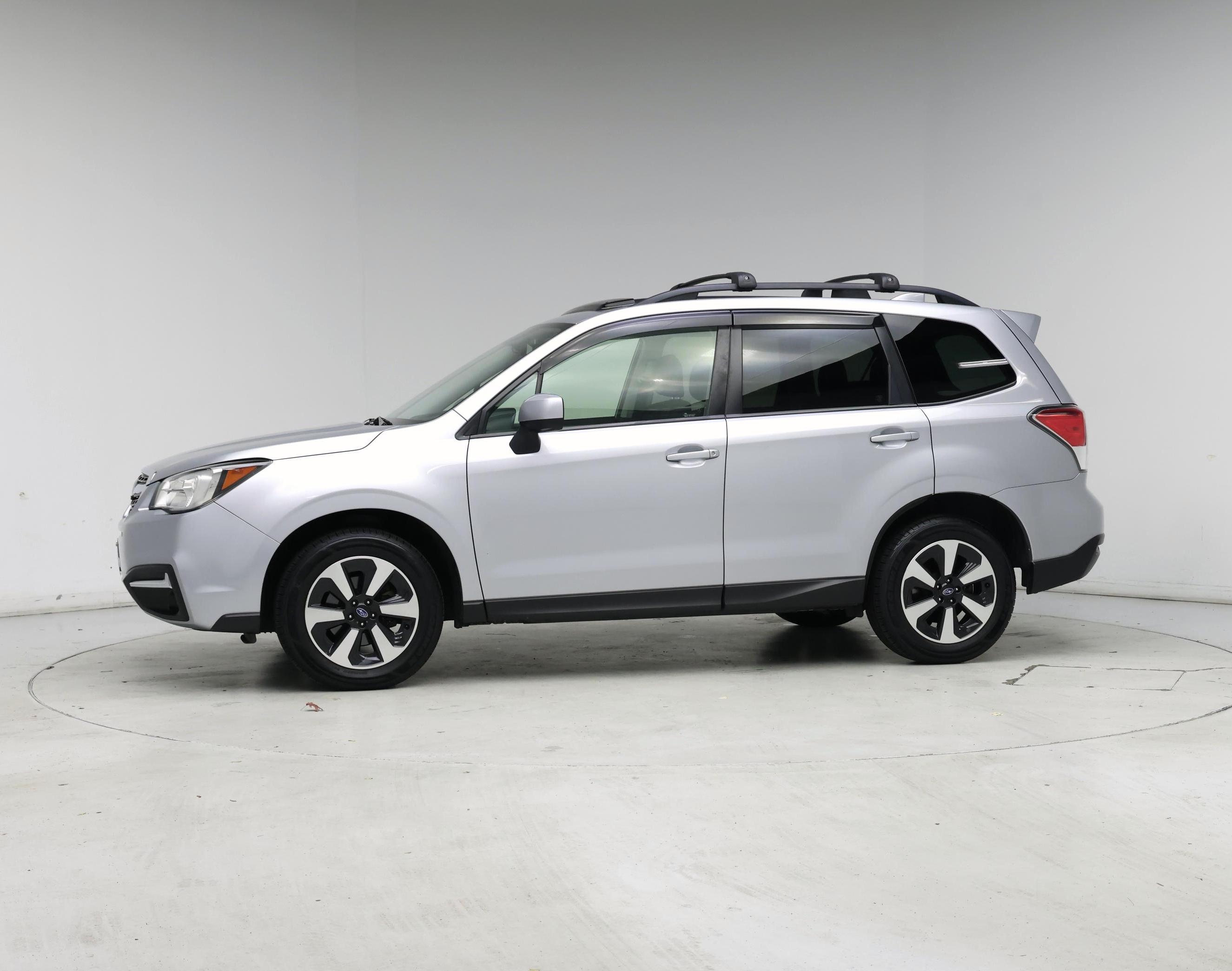 Thumbnail: 2018 Subaru Forester - 3