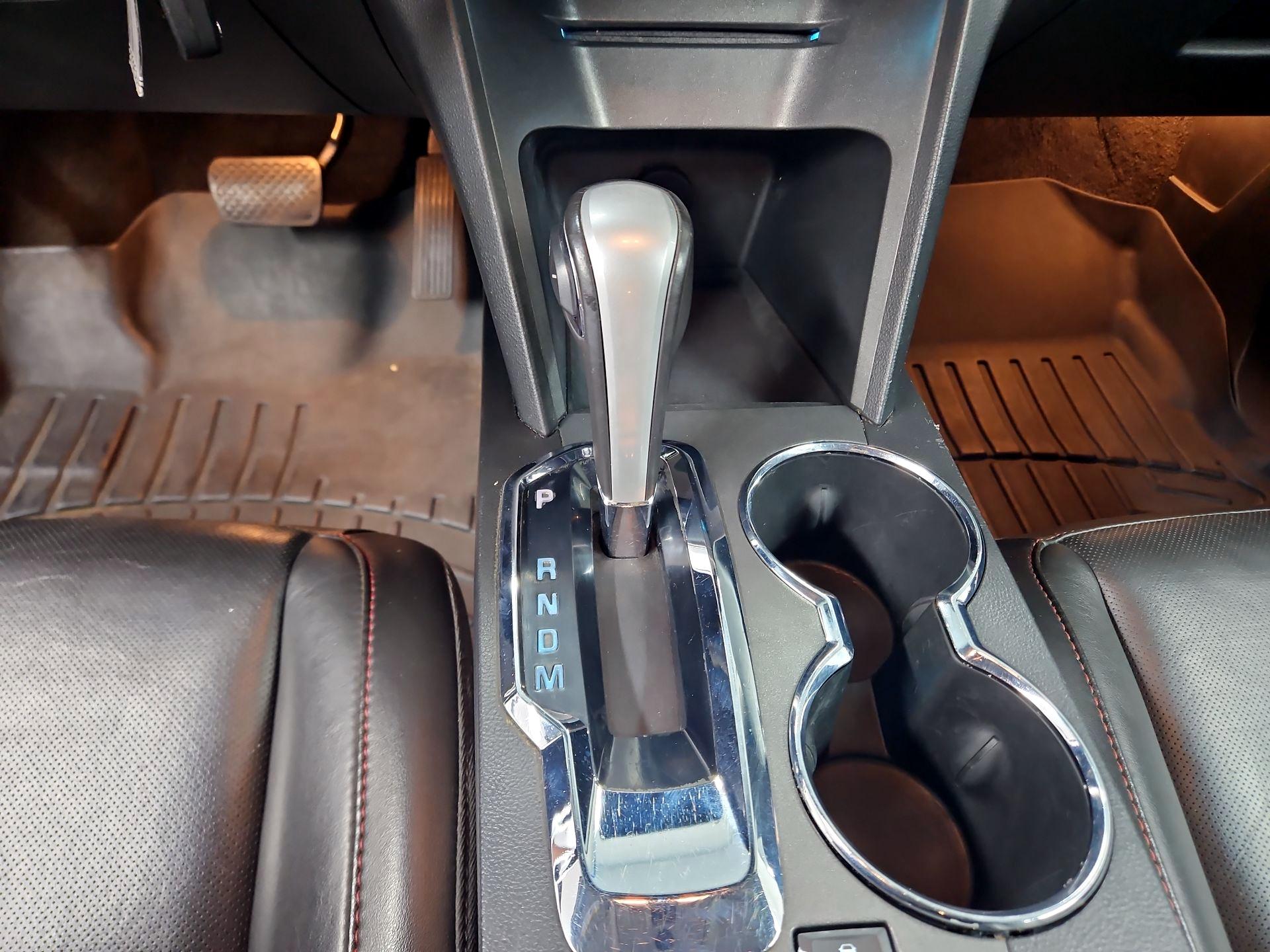 Thumbnail: 2015 Chevrolet Equinox - 16