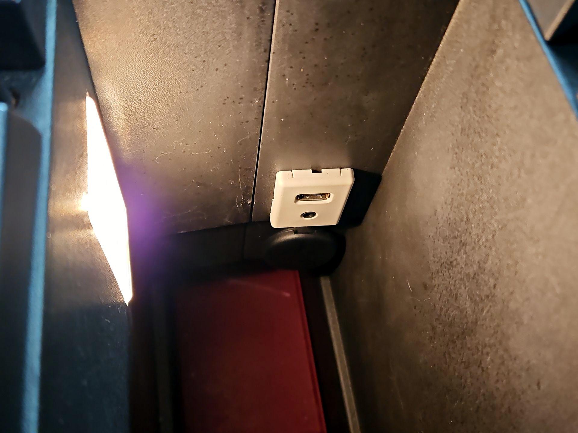 Thumbnail: 2015 Chevrolet Equinox - 17