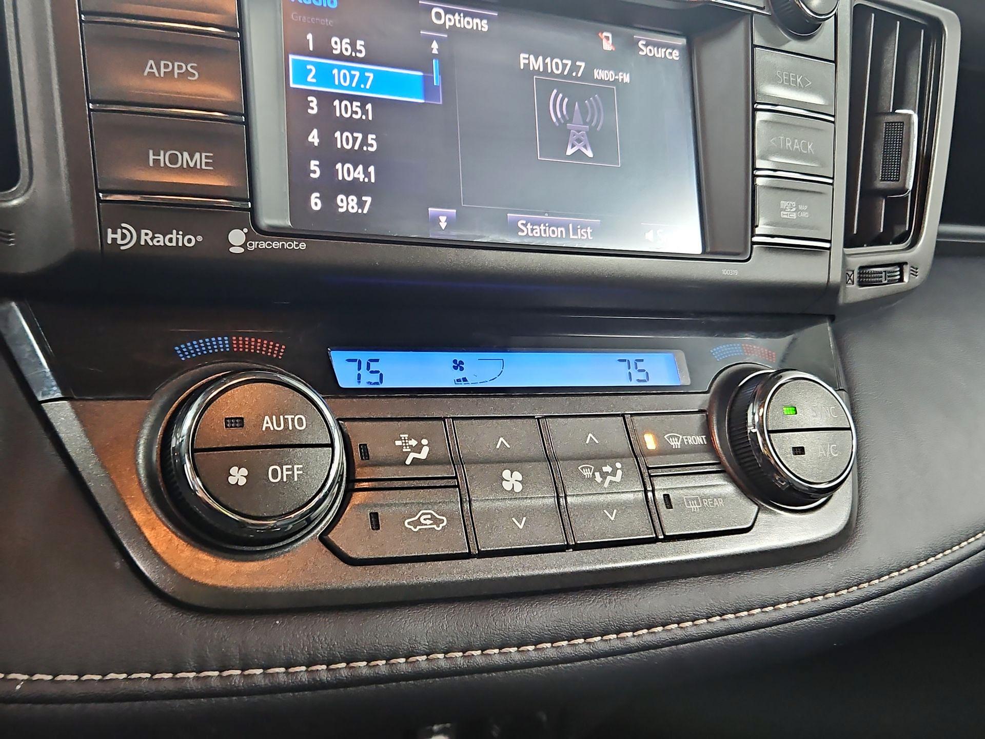 Thumbnail: 2014 Toyota RAV4 - 16