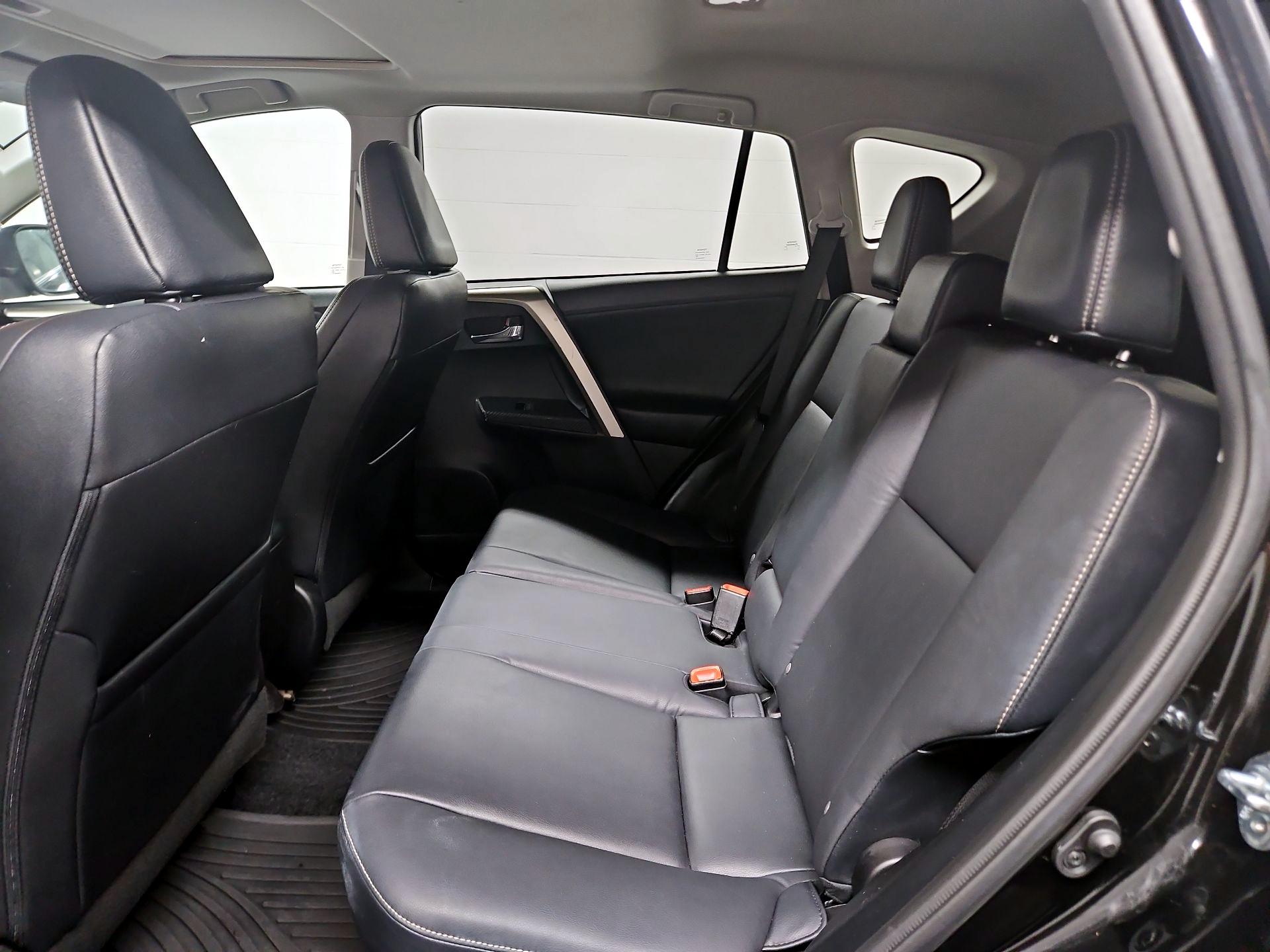 Thumbnail: 2014 Toyota RAV4 - 20