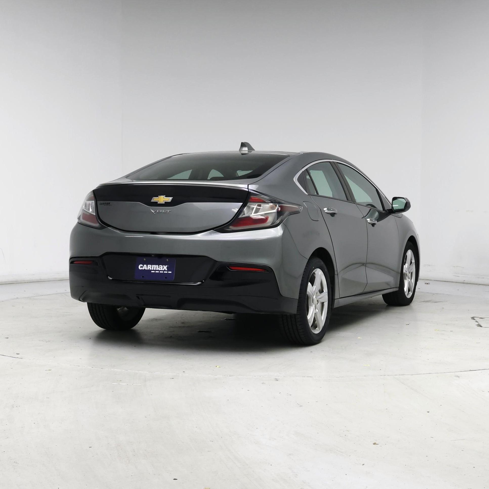 Thumbnail: 2016 Chevrolet Volt - 8
