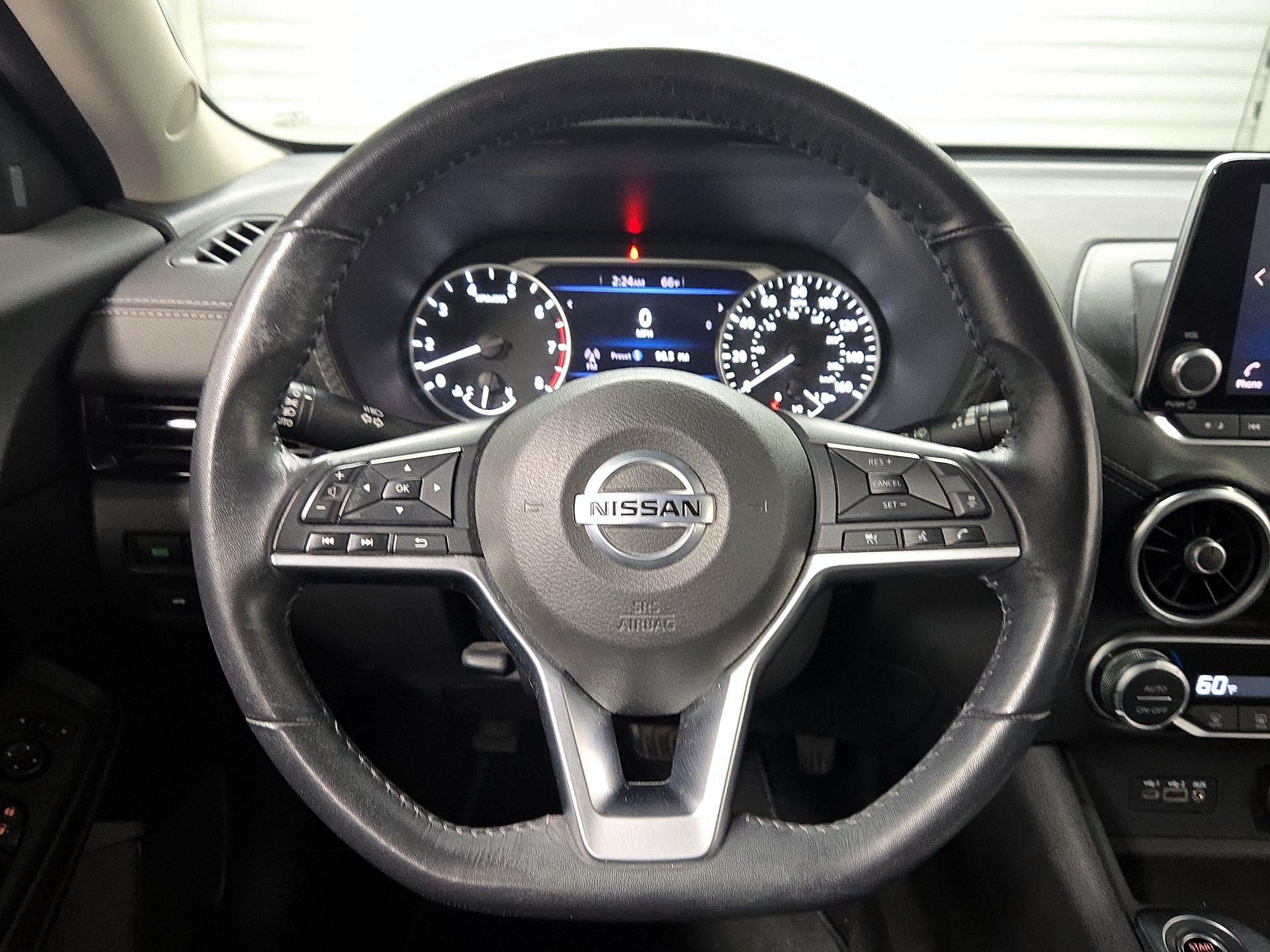 Thumbnail: 2021 Nissan Sentra - 10