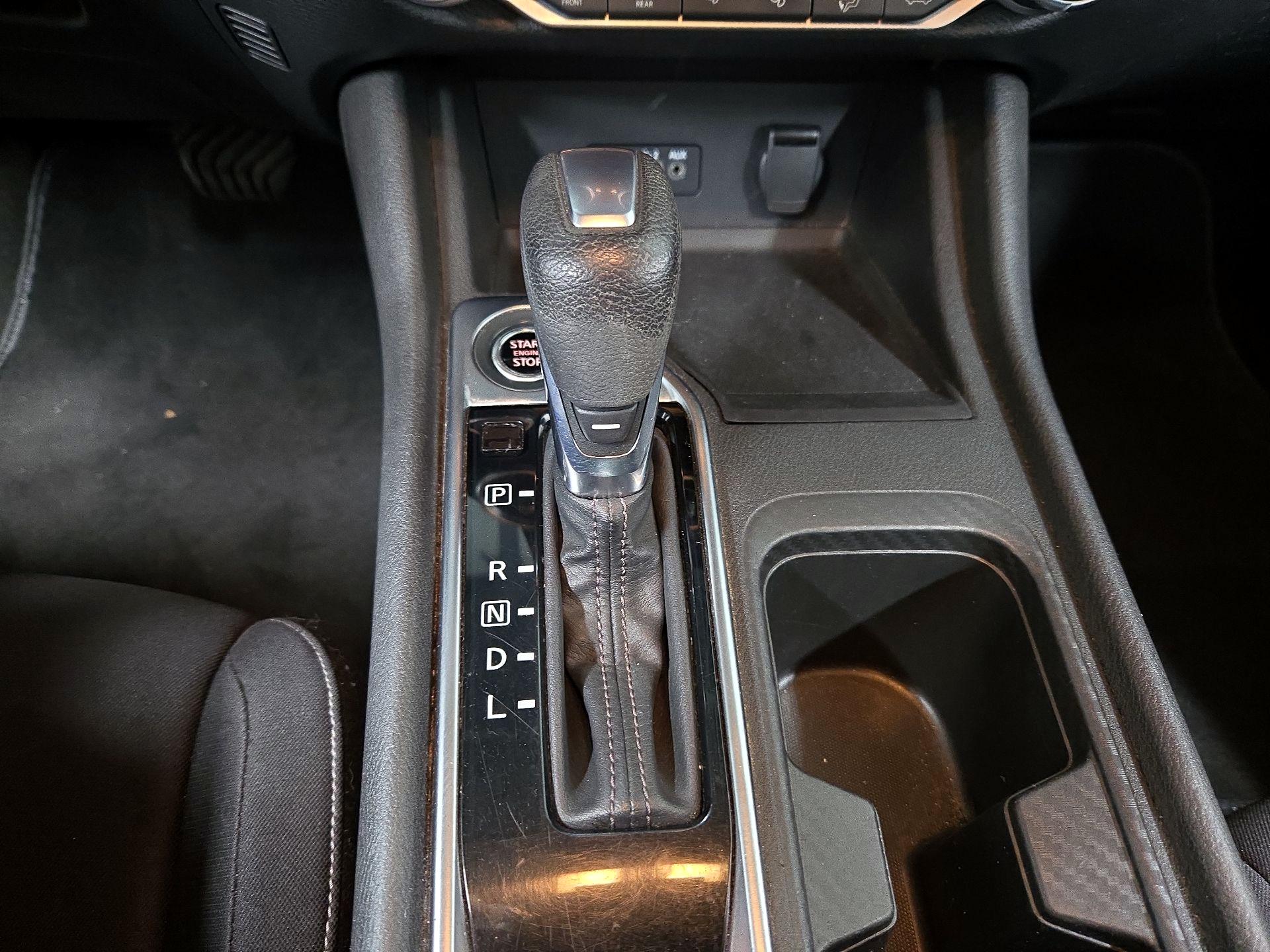 Thumbnail: 2021 Nissan Sentra - 17