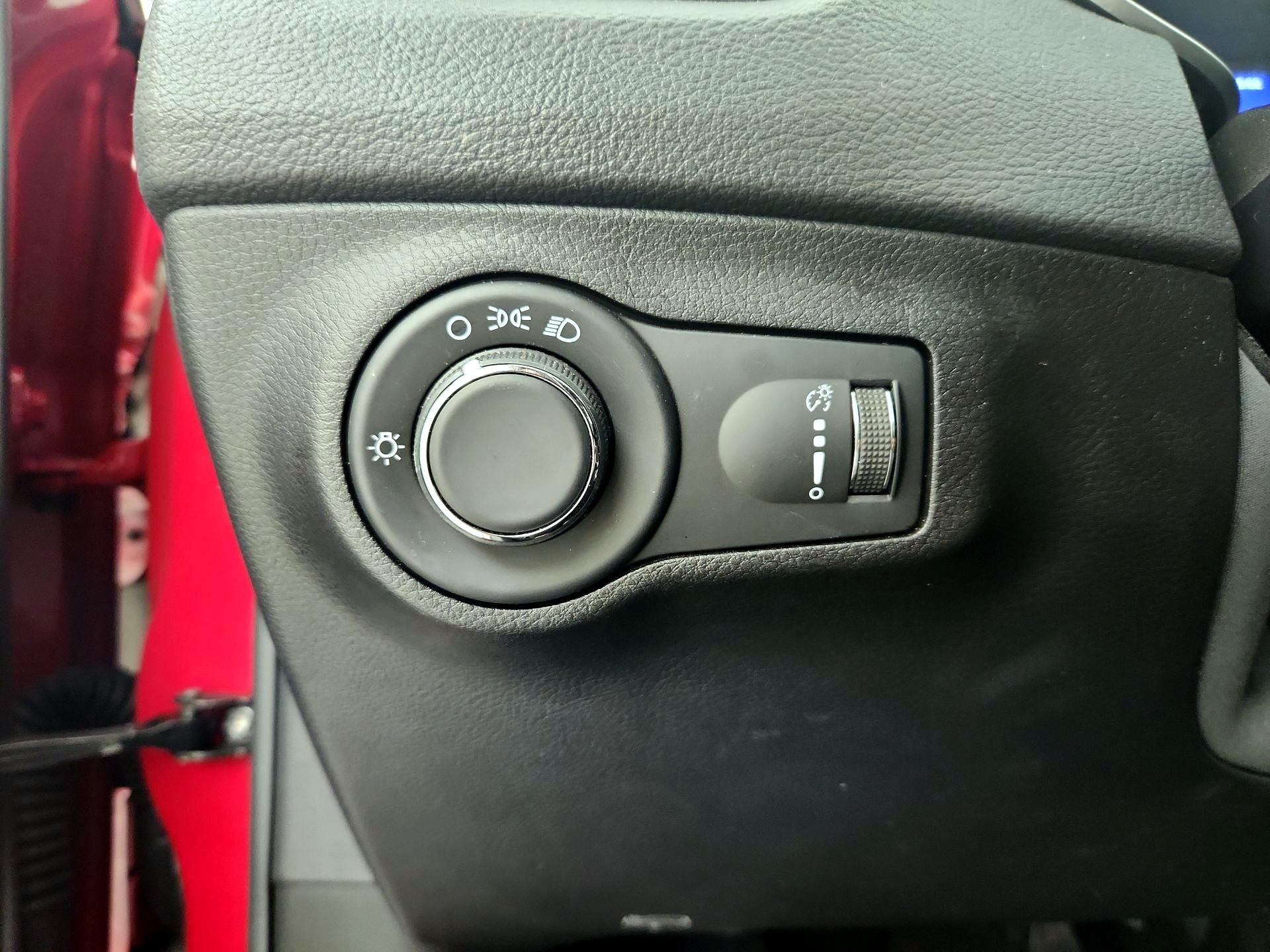 Thumbnail: 2021 Jeep Compass - 13