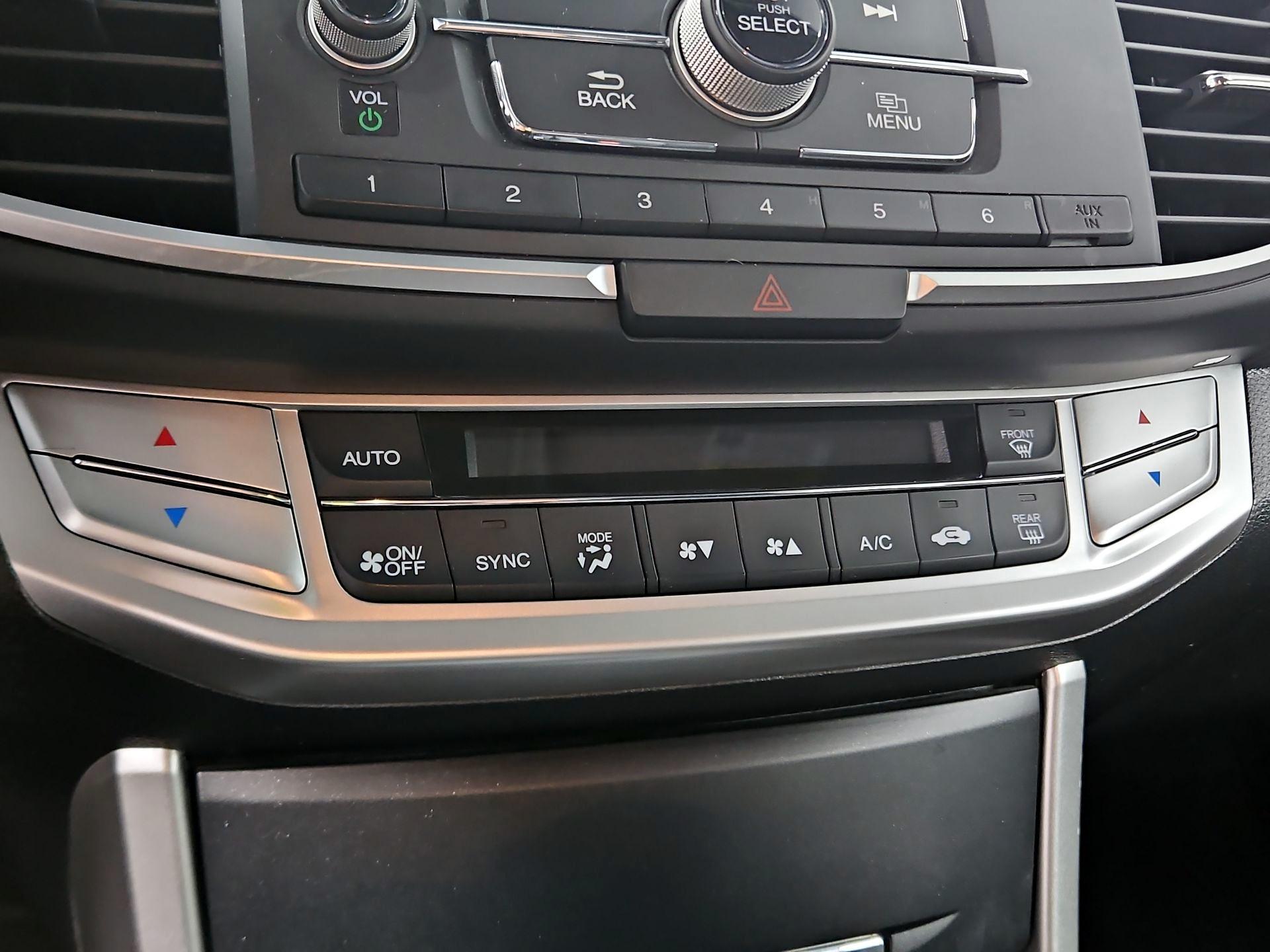 Thumbnail: 2015 Honda Accord - 16