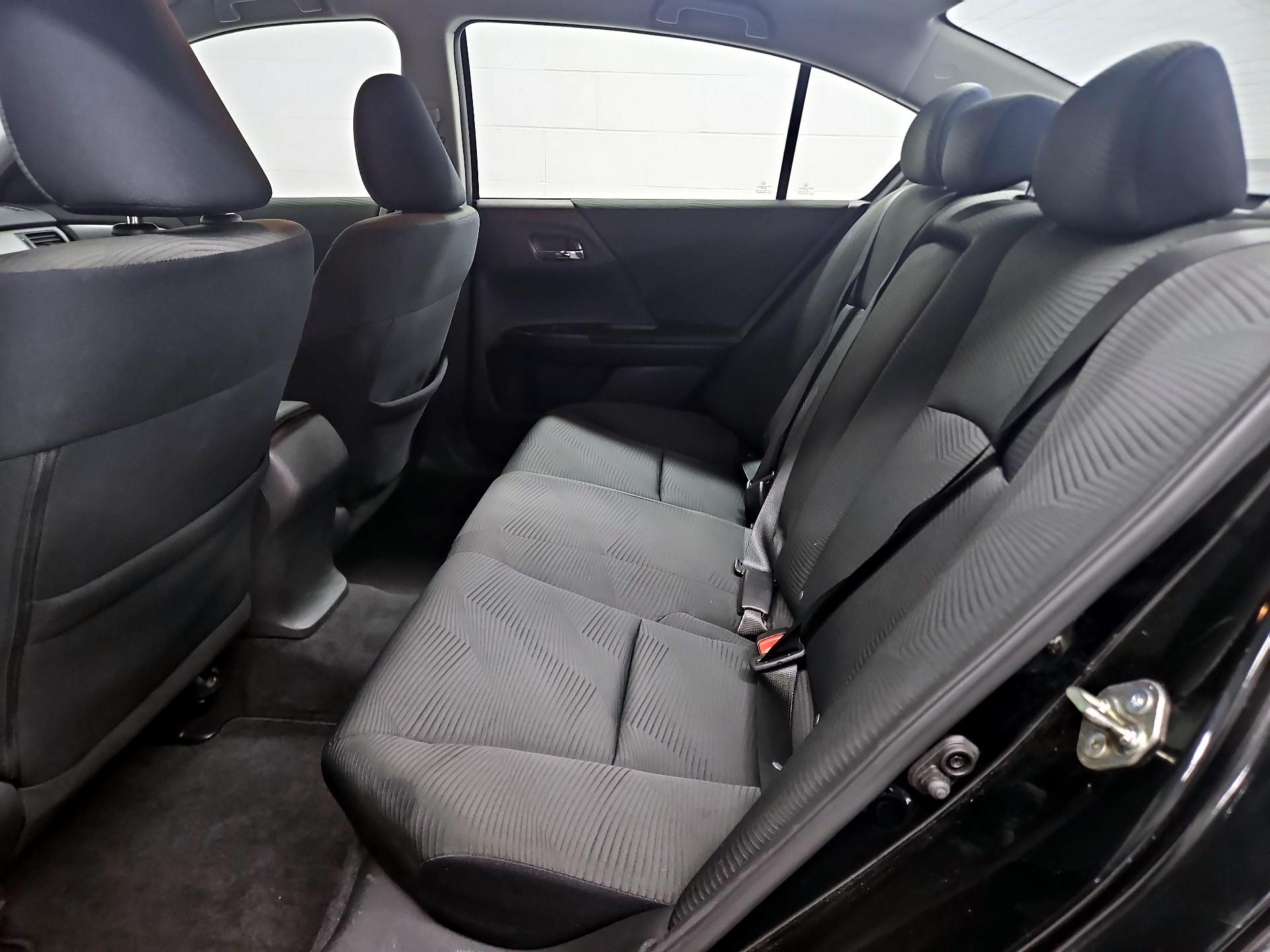 Thumbnail: 2015 Honda Accord - 19