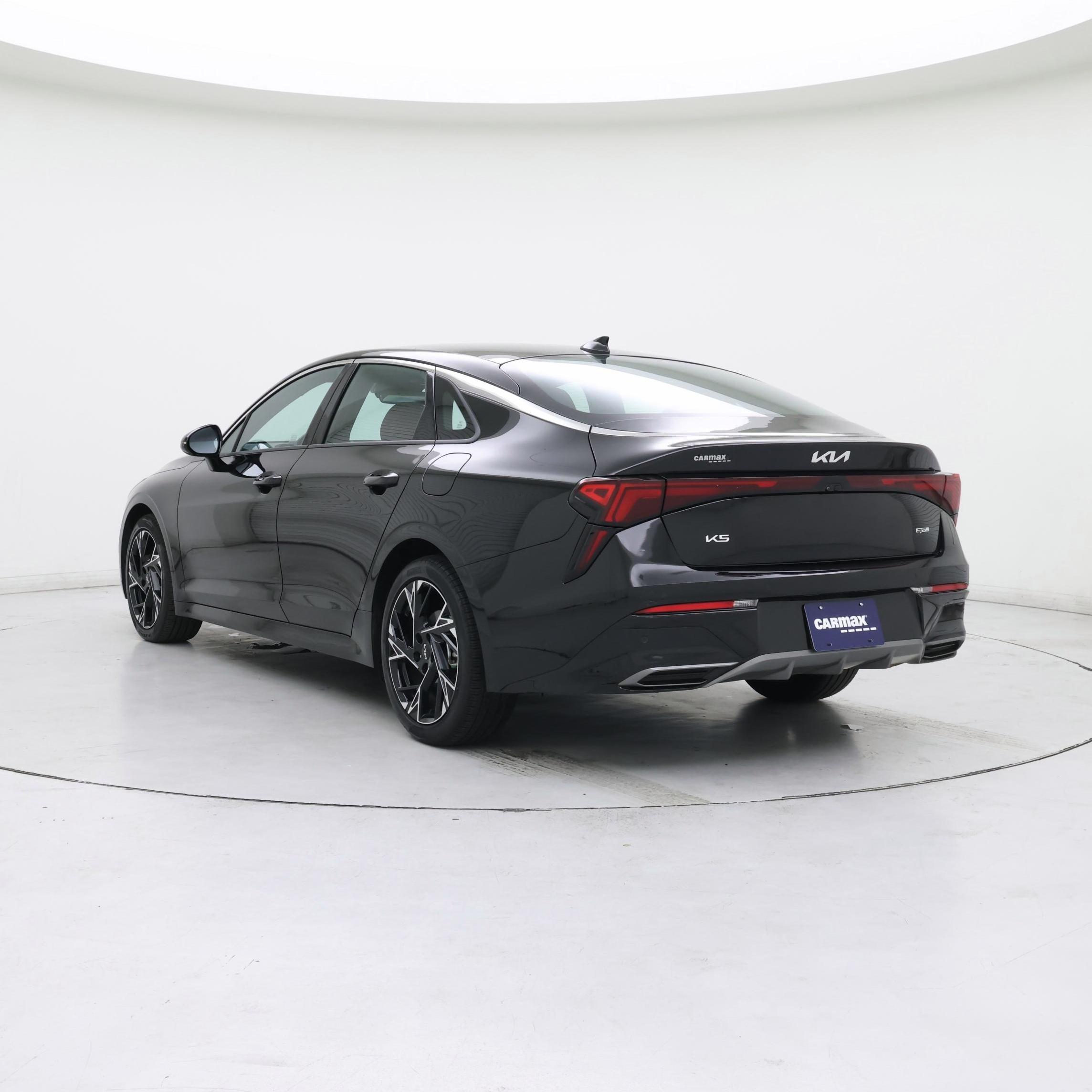 Thumbnail: 2025 Kia K5 - 2