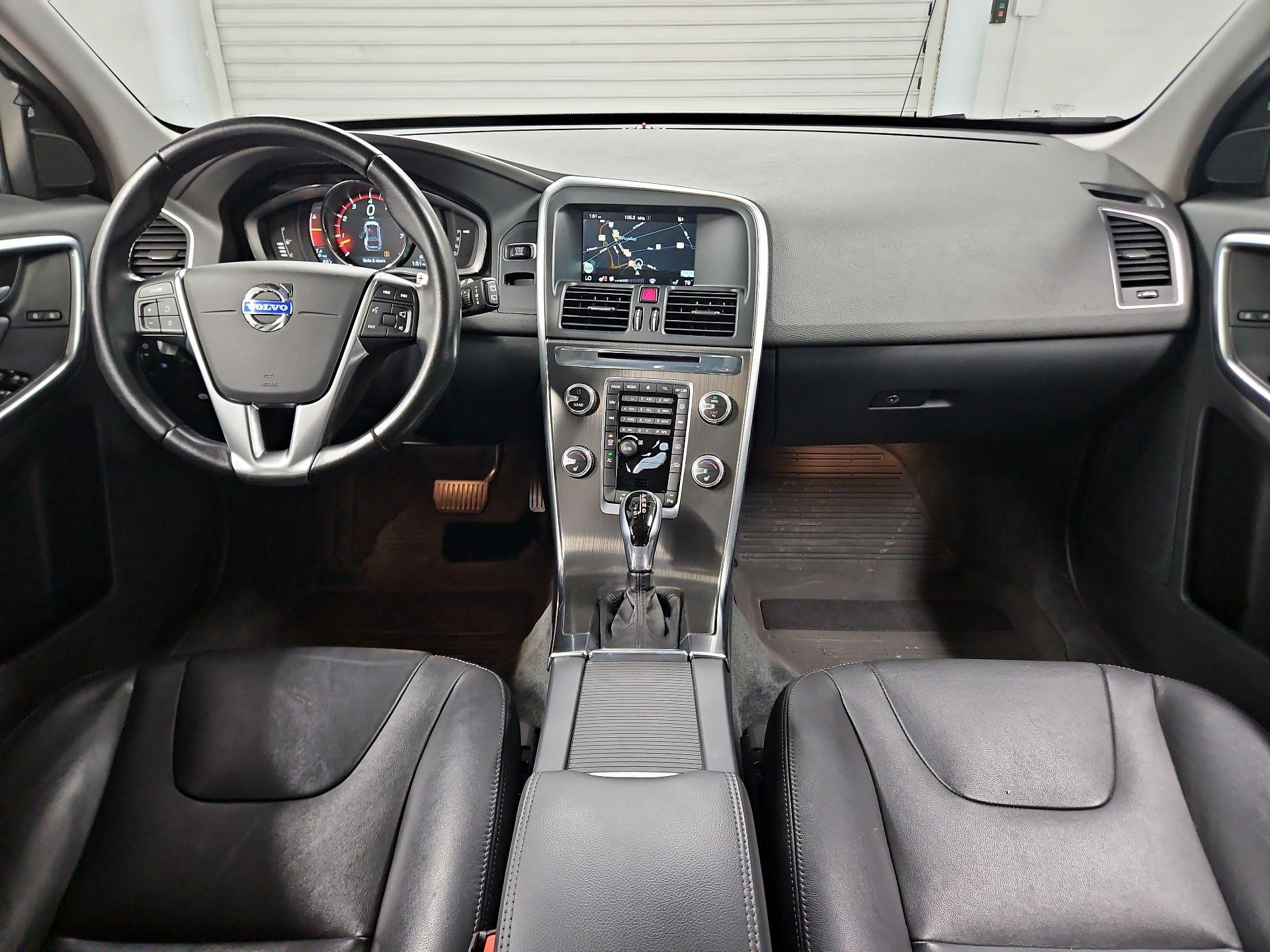 Thumbnail: 2015 Volvo XC60 - 9