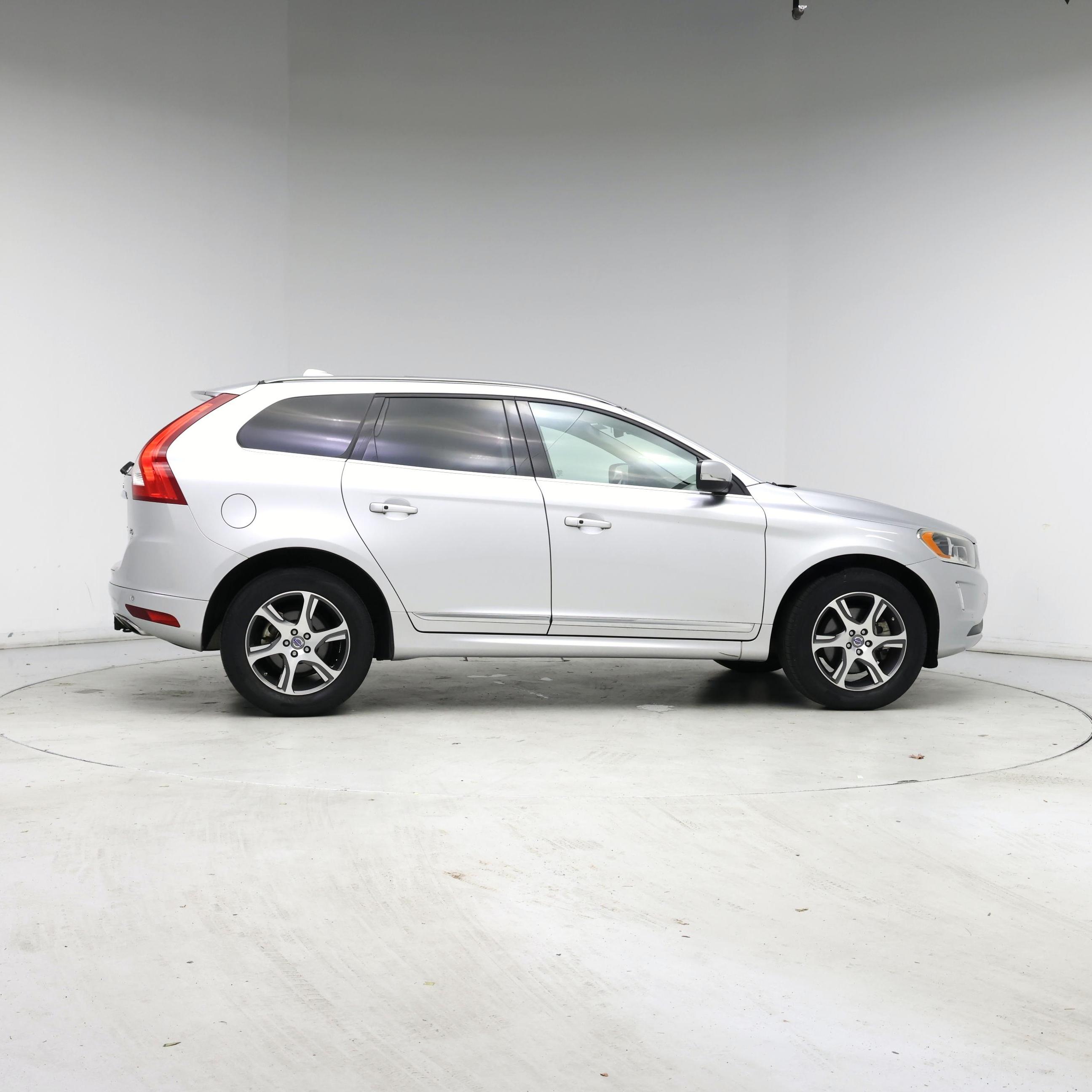 Thumbnail: 2015 Volvo XC60 - 7