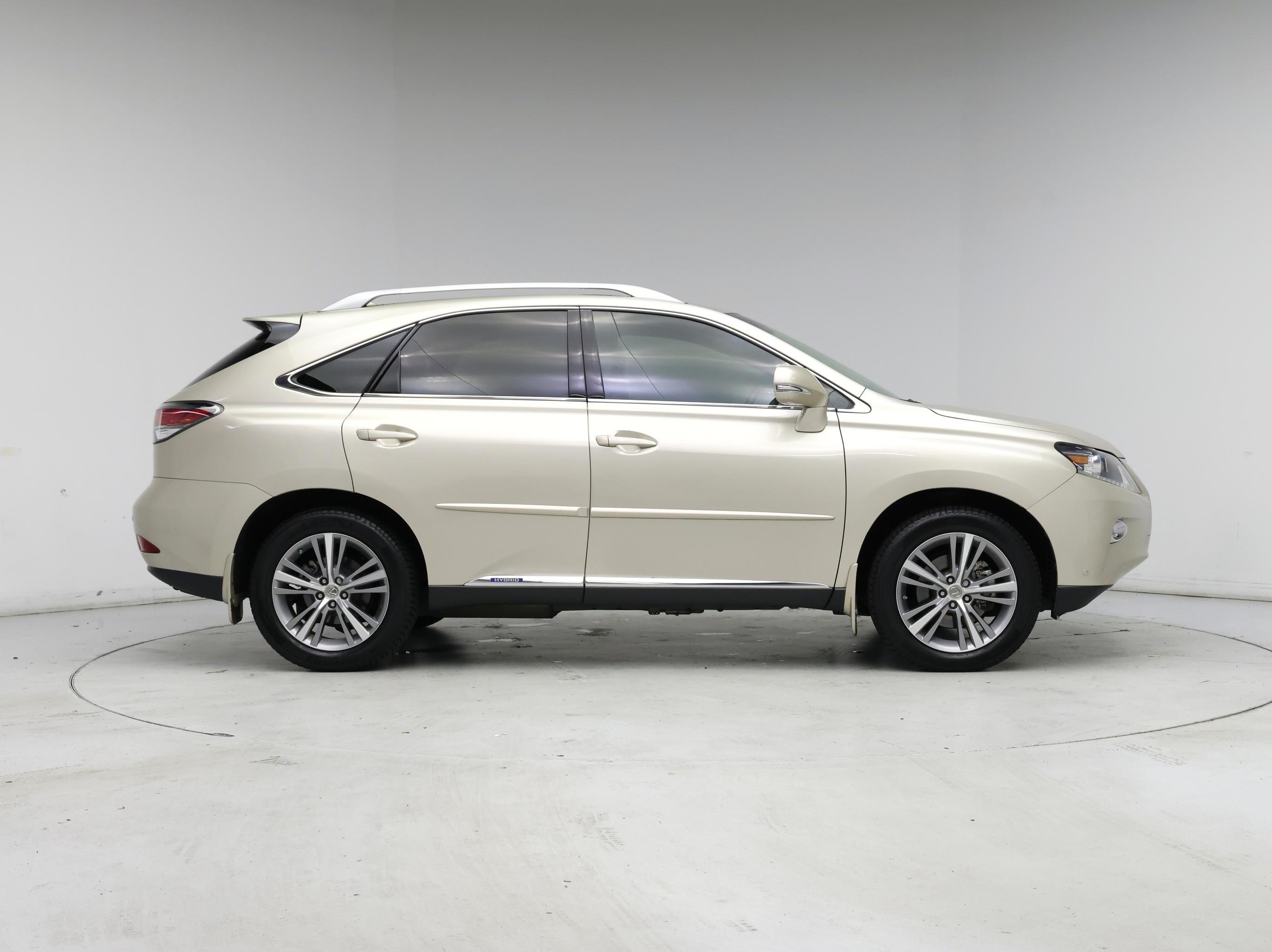 Thumbnail: 2015 Lexus RX - 7