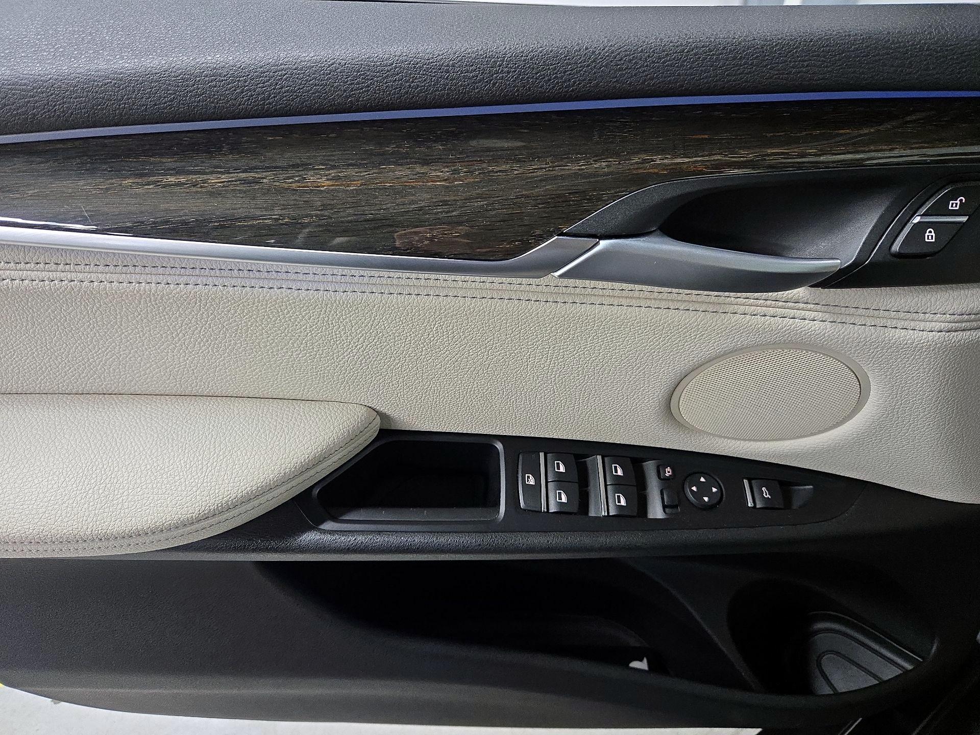 Thumbnail: 2017 BMW X5 - 12