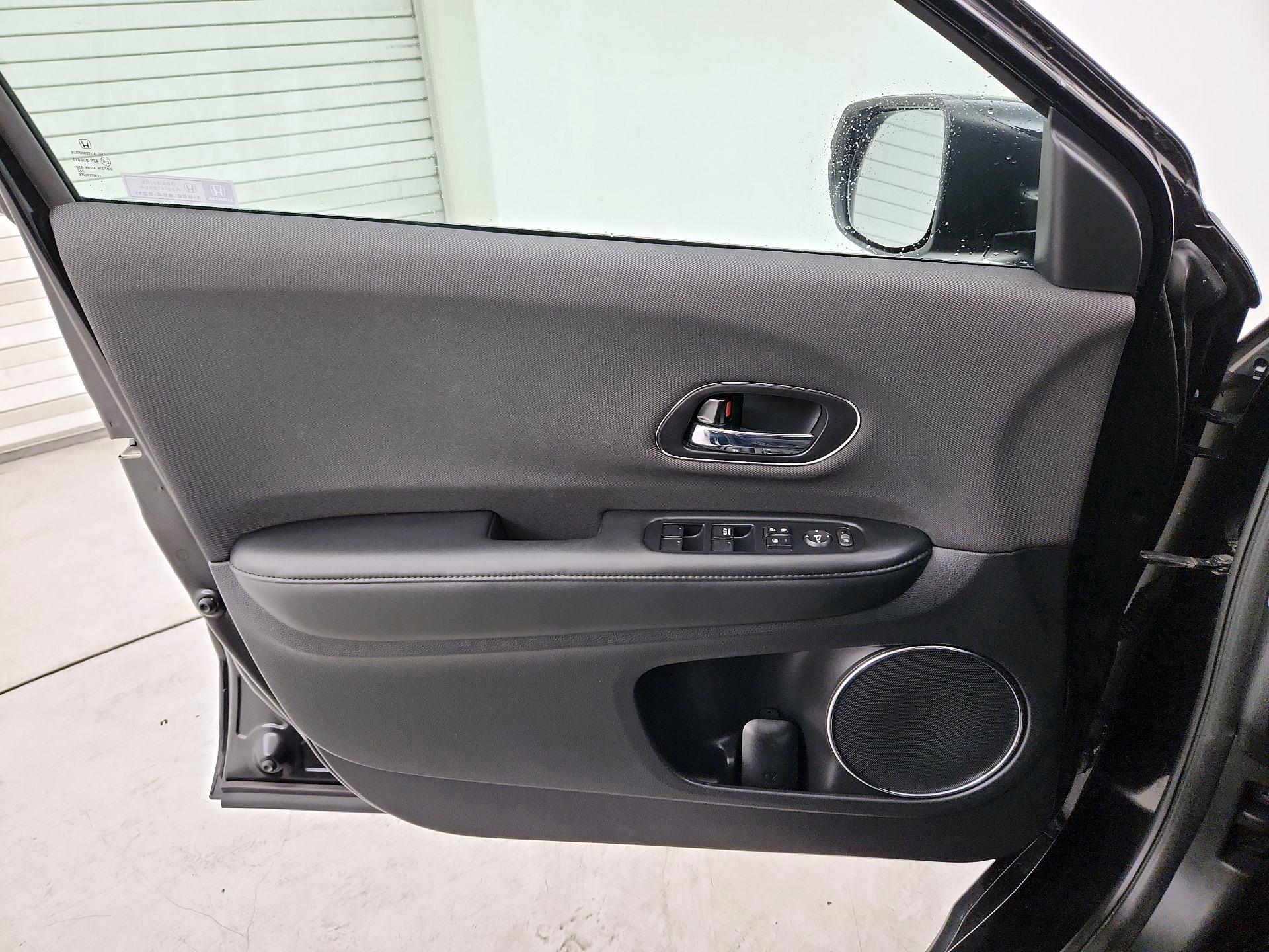 Thumbnail: 2021 Honda HR-V - 12