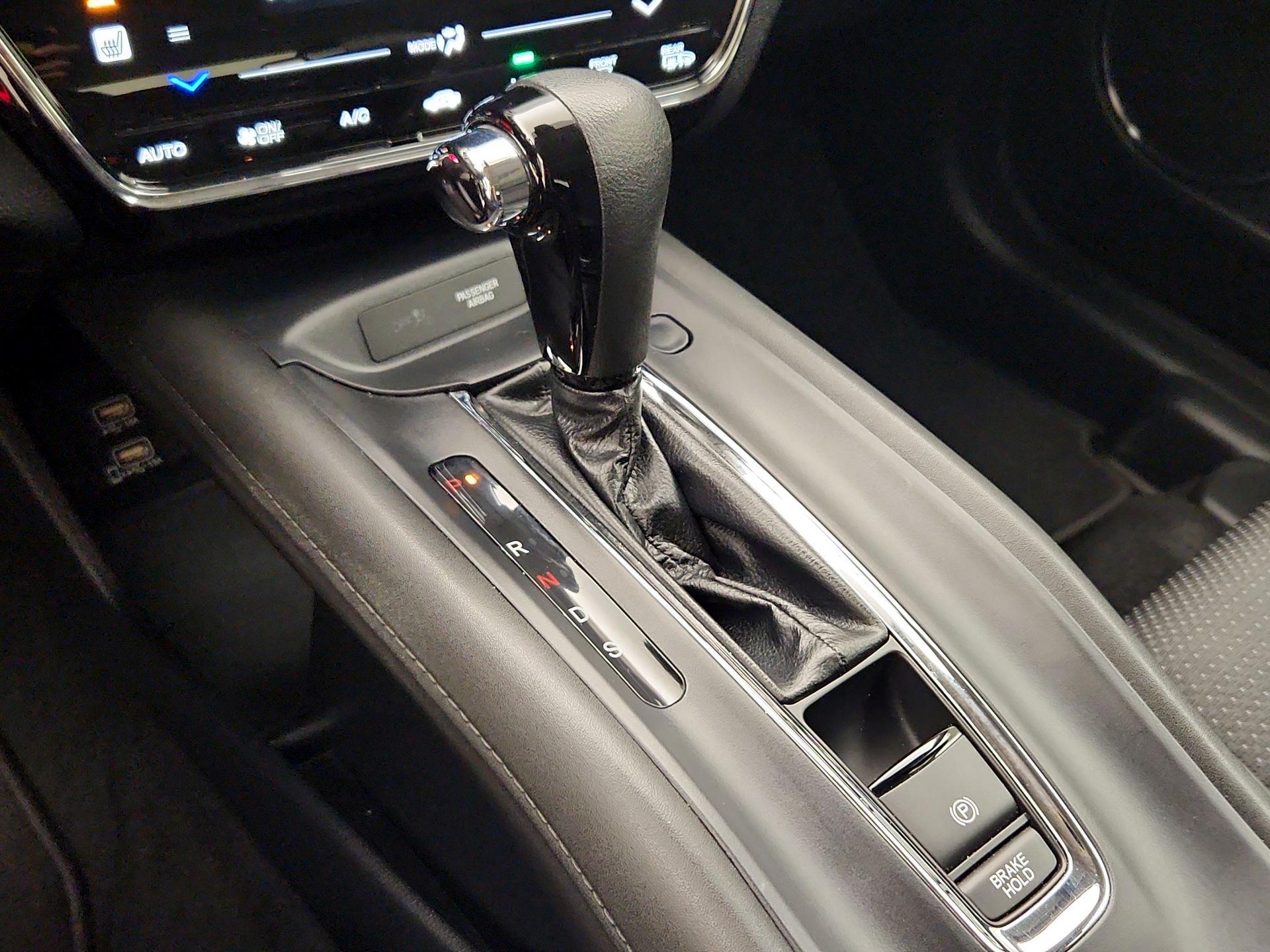 Thumbnail: 2021 Honda HR-V - 17