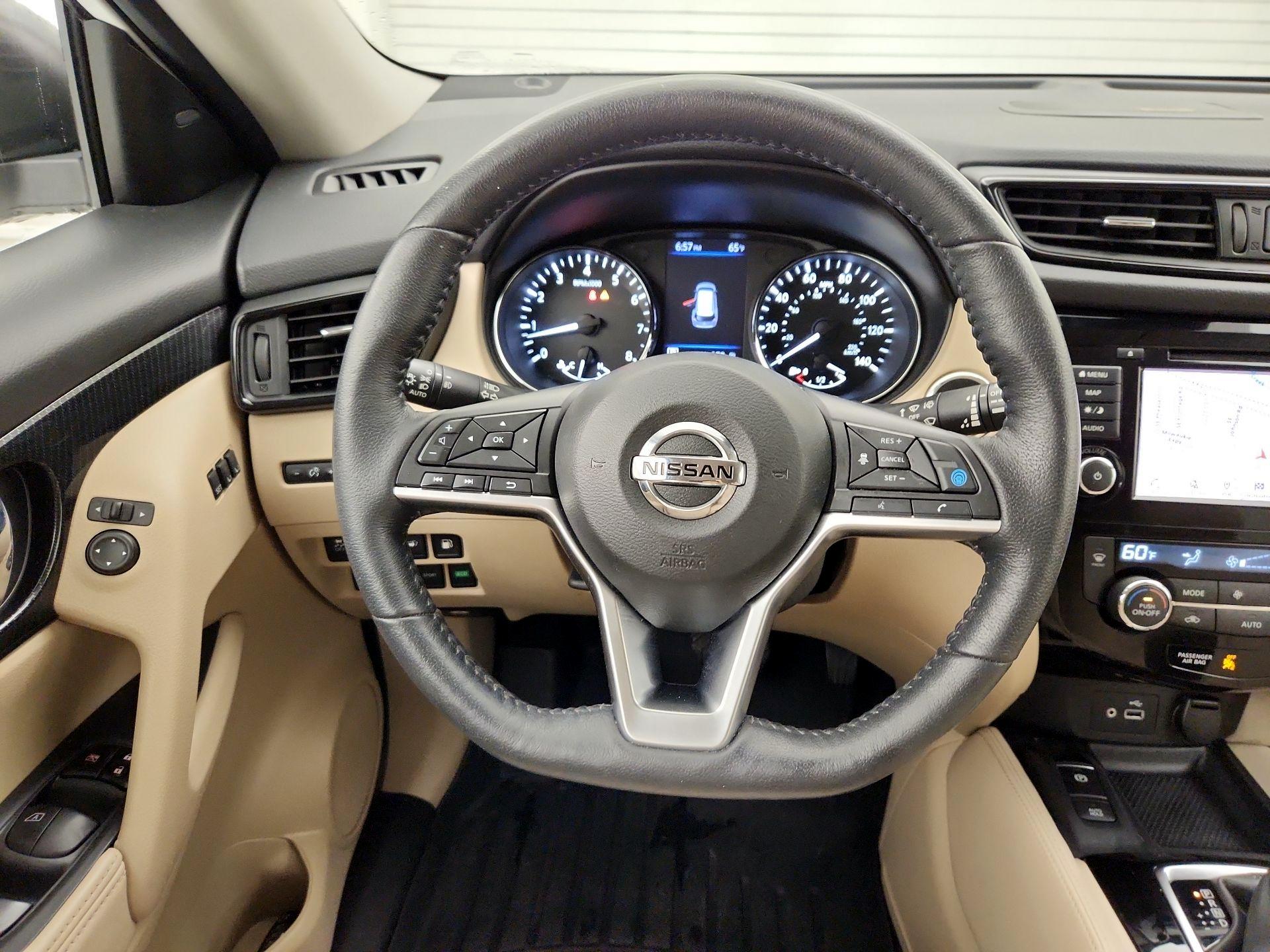 Thumbnail: 2019 Nissan Rogue - 10