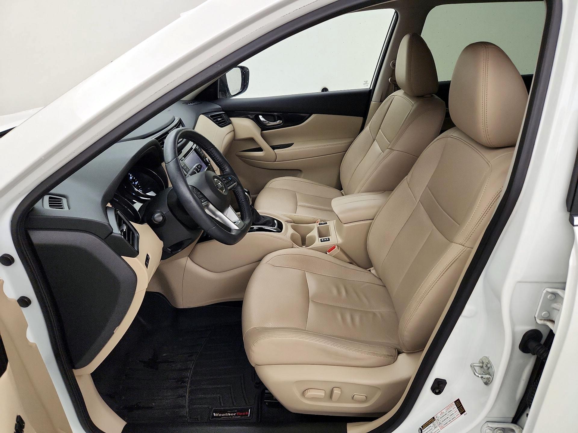 Thumbnail: 2019 Nissan Rogue - 11