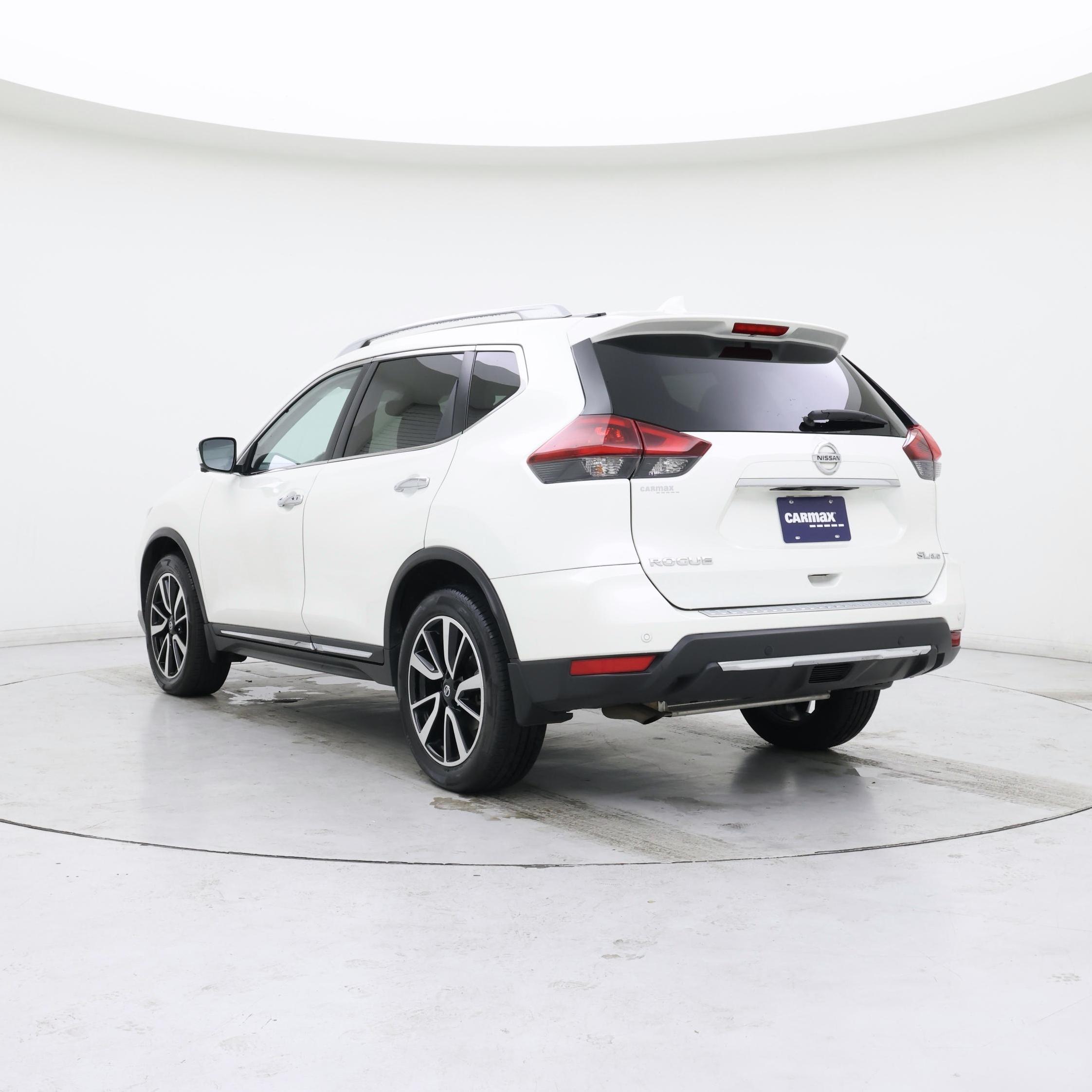 Thumbnail: 2019 Nissan Rogue - 2
