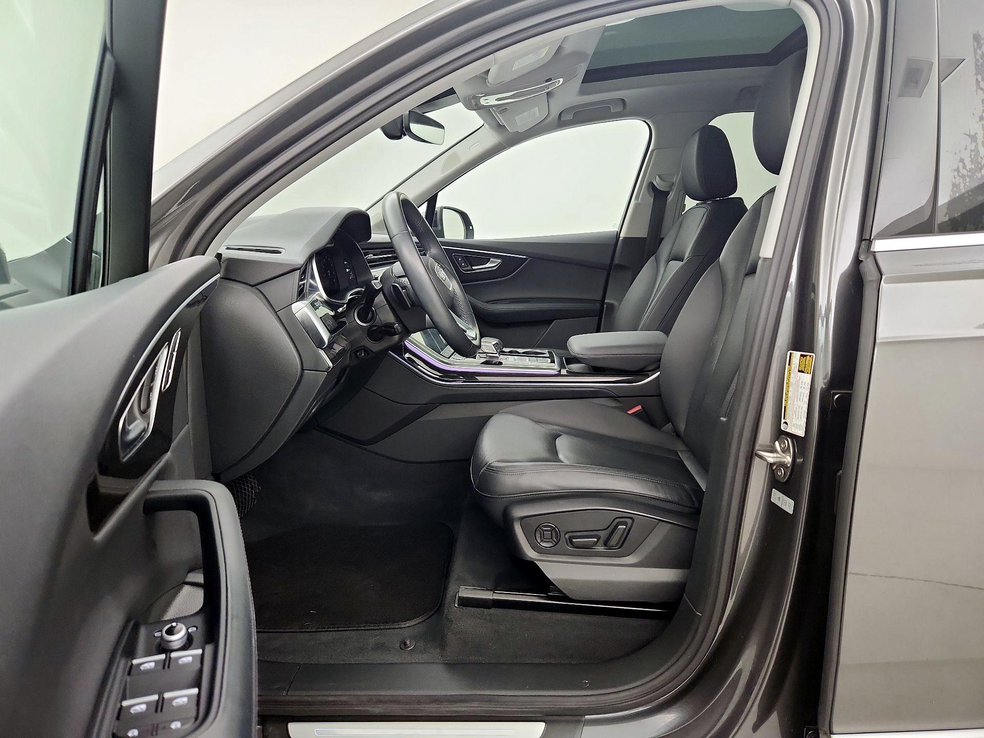 Thumbnail: 2022 Audi Q7 - 11