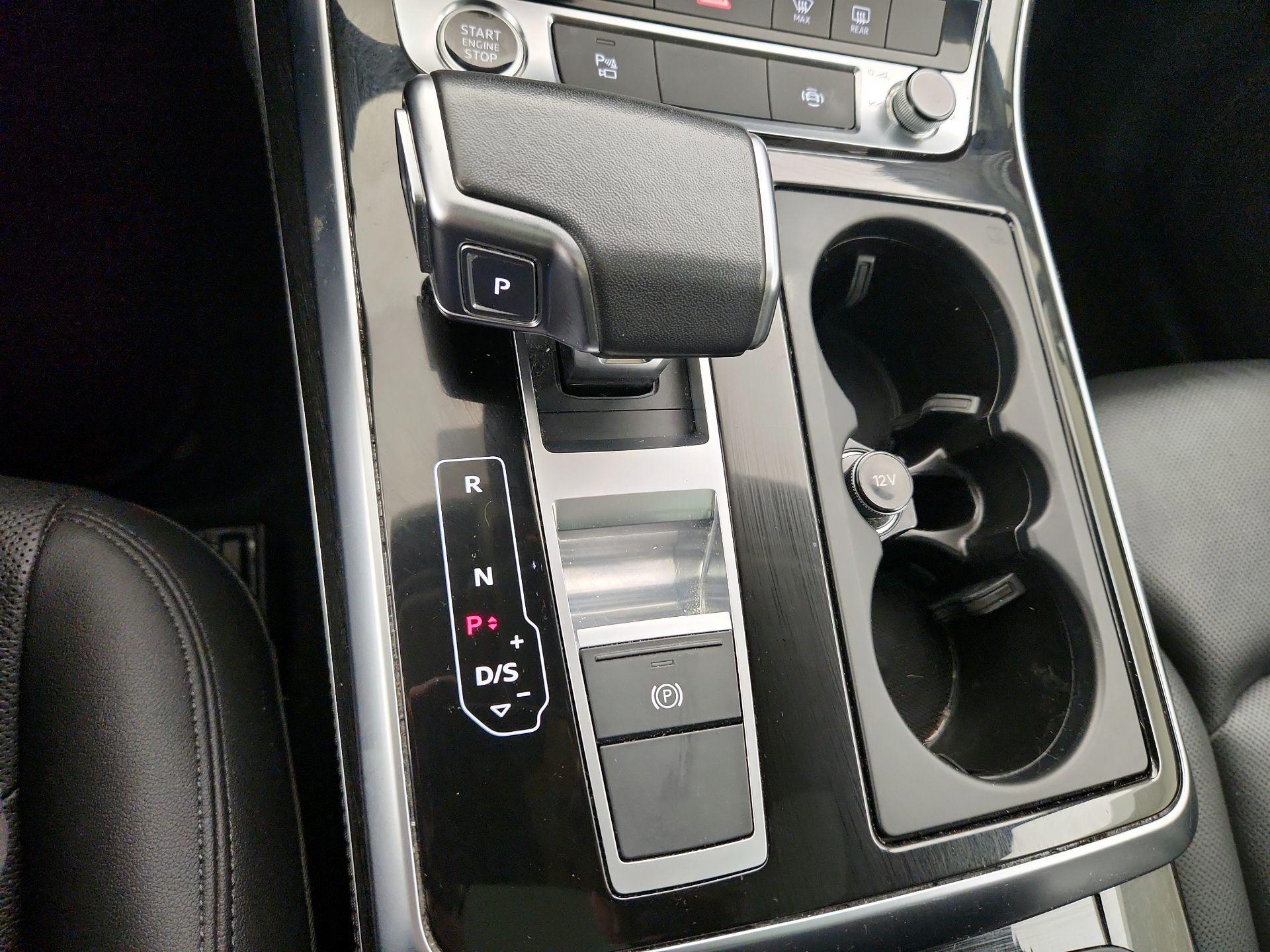 Thumbnail: 2022 Audi Q7 - 18