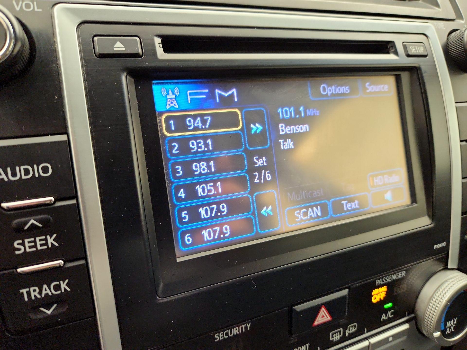 Thumbnail: 2014 Toyota Camry - 15