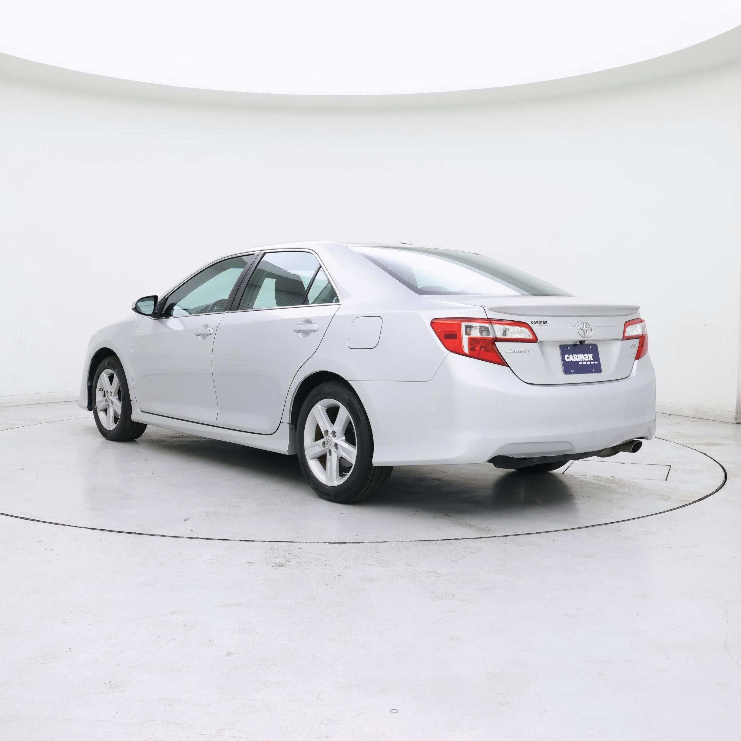 Thumbnail: 2014 Toyota Camry - 2